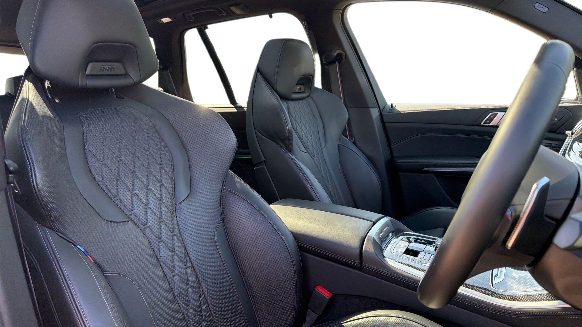 BMW X5 view 11