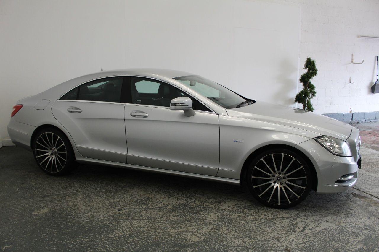 Mercedes-Benz CLS view 5
