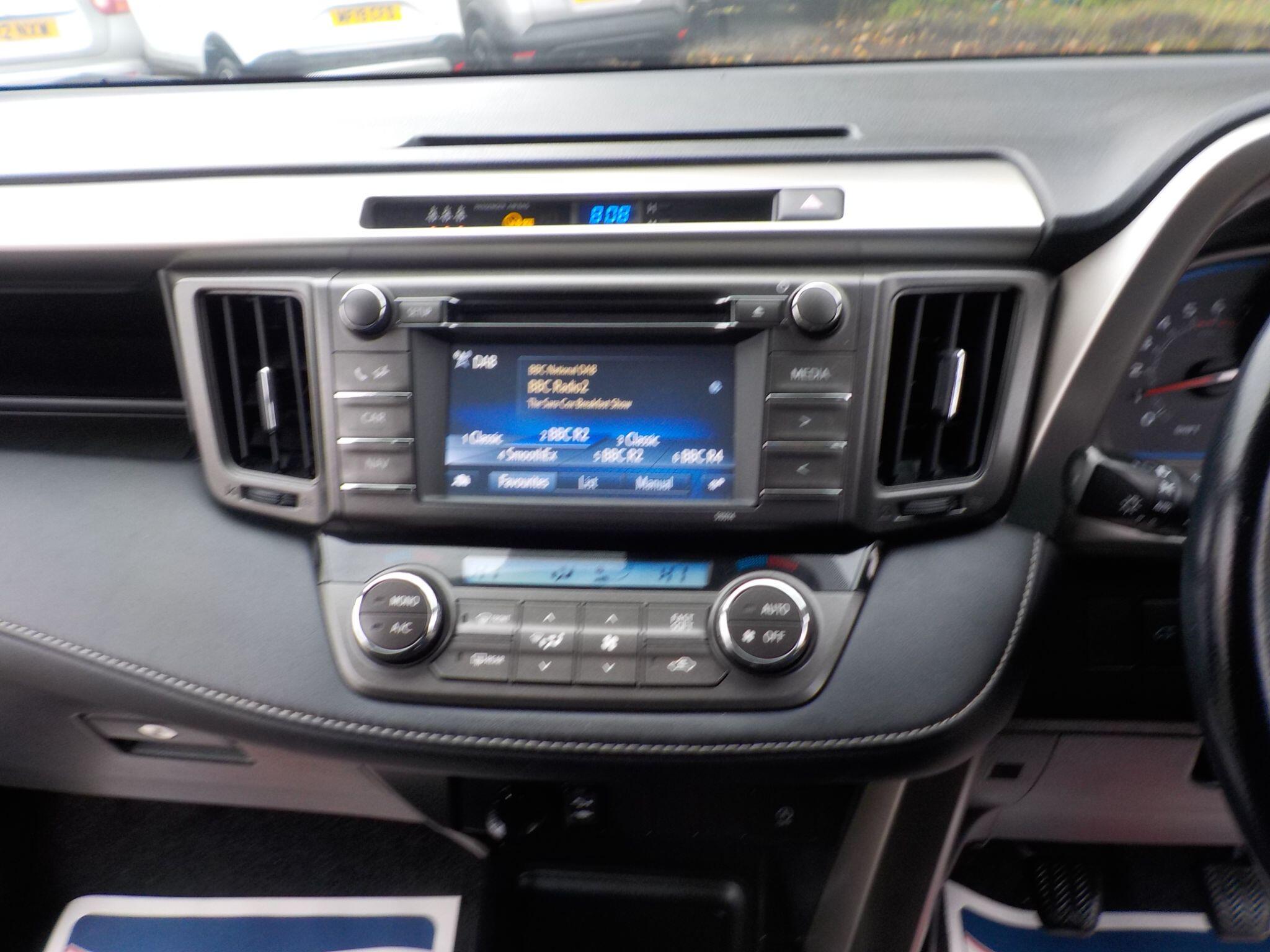 Toyota RAV4 2.0 D-4D Icon 2WD Euro 5 (s/s) 5dr