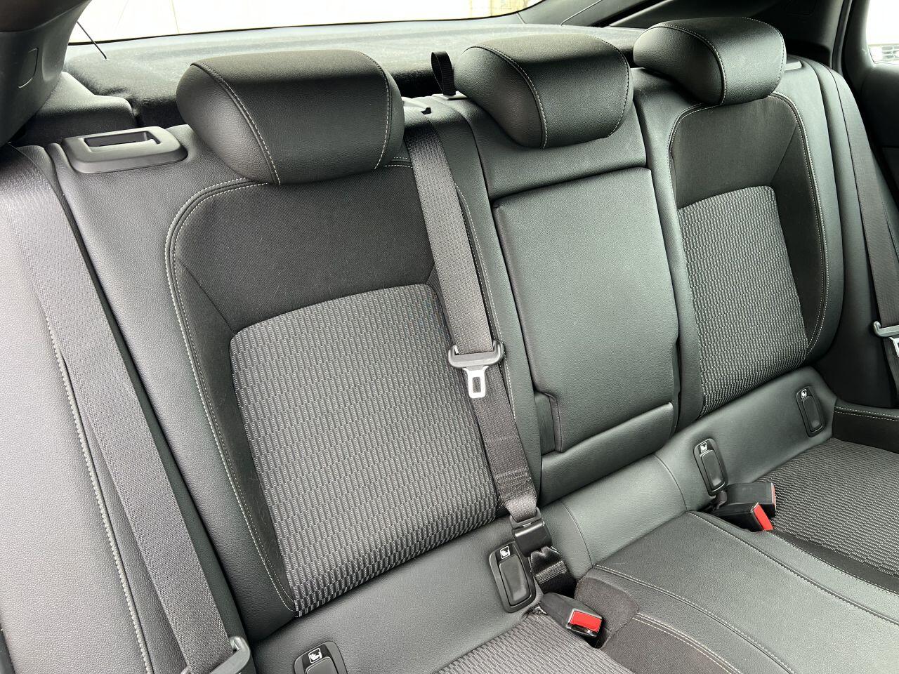 Vauxhall Insignia view 20