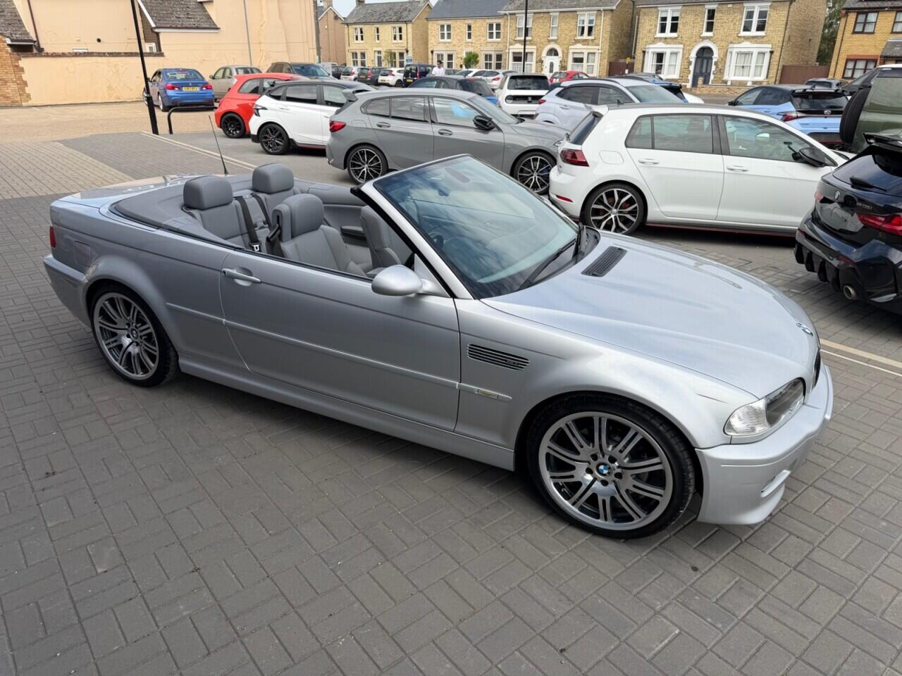 BMW M3 view 4