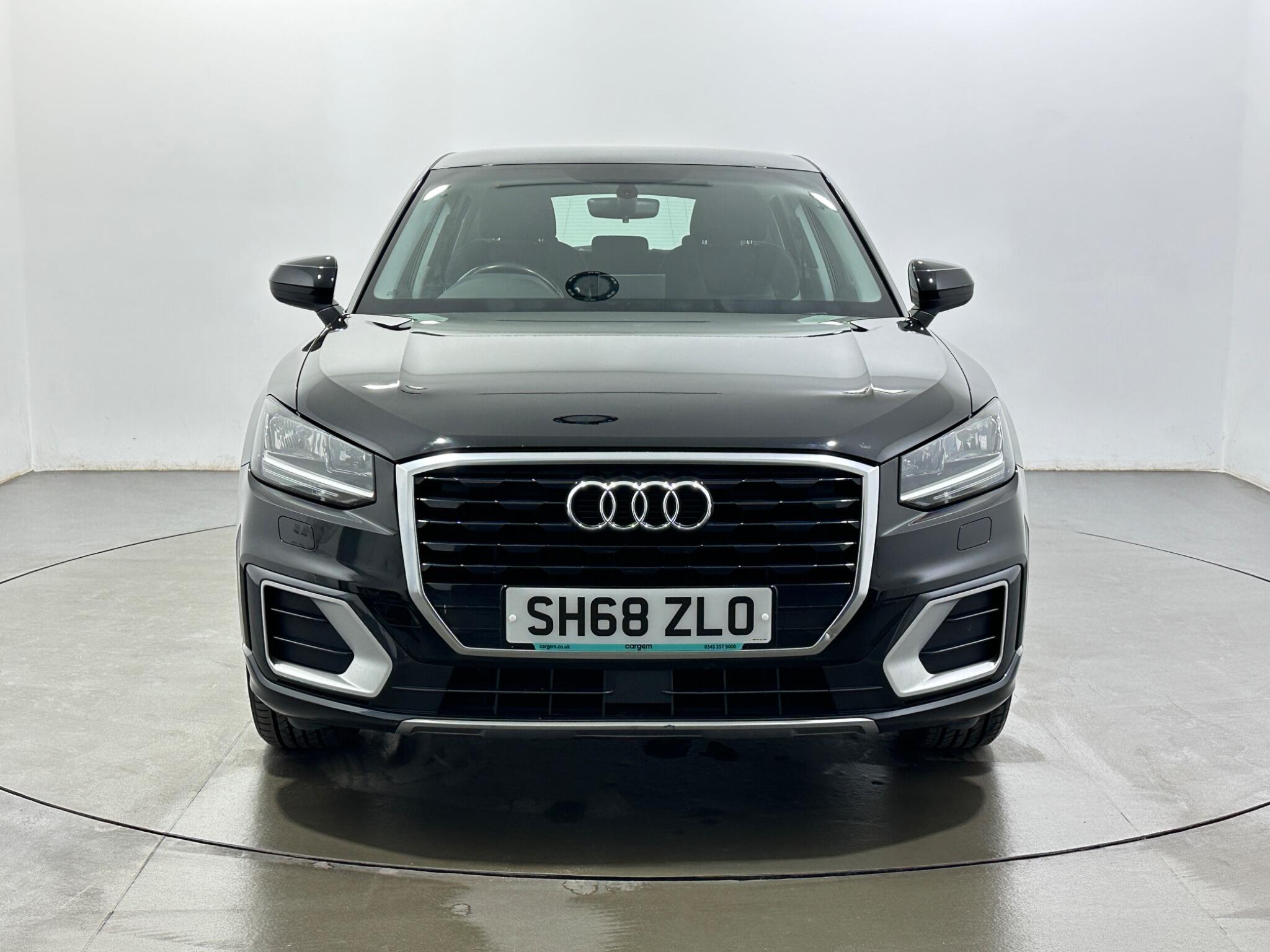 Audi Q2 view 3