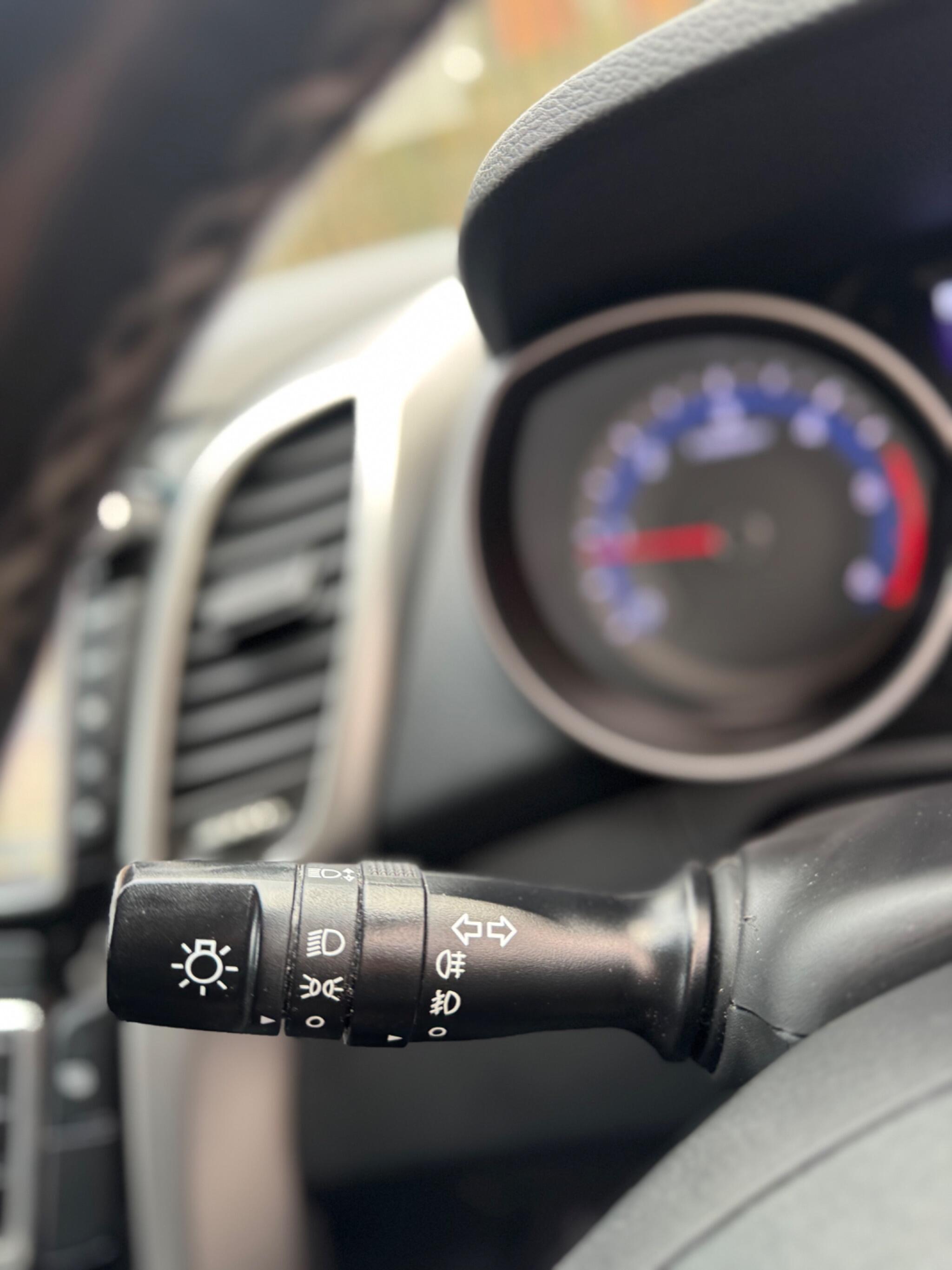 2016 Hyundai i30 1.6 CRDi Blue Drive SE Nav Euro 6 (s/s) 5dr image 53