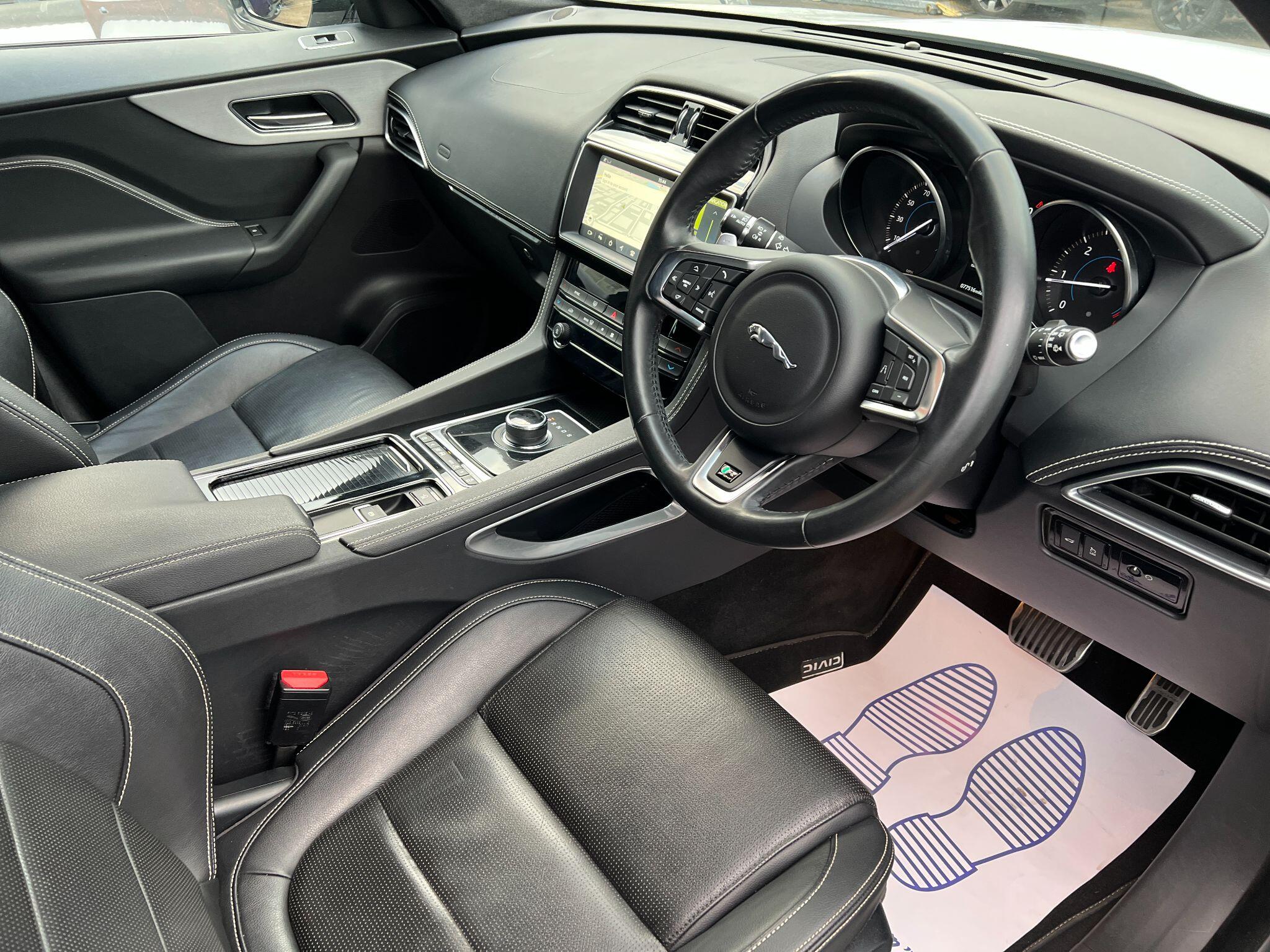 Jaguar F-Pace view 13