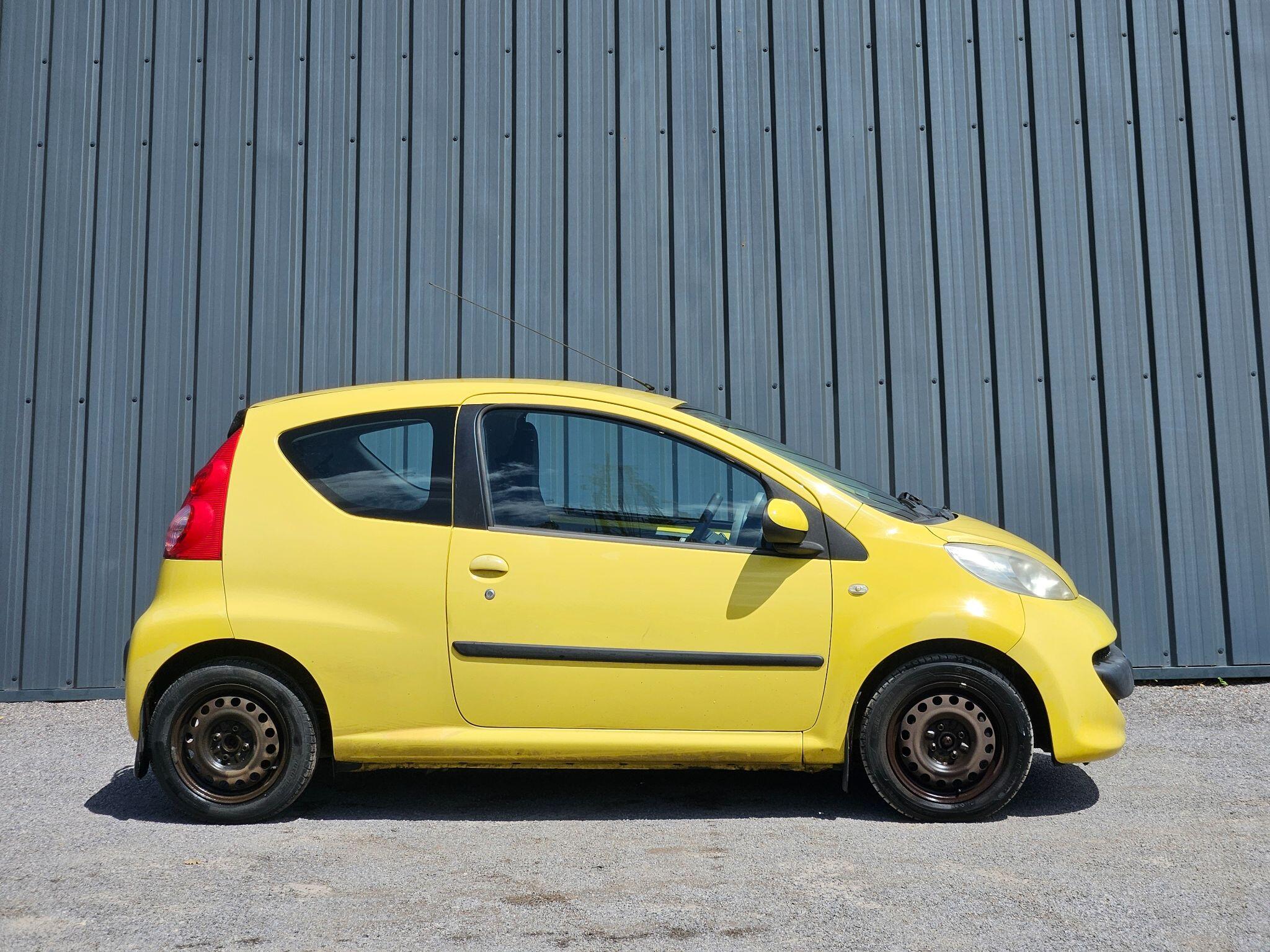 2005 Peugeot 107 image 3