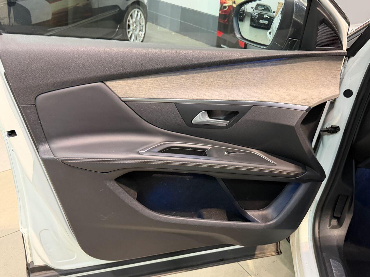 Peugeot 3008 view 37