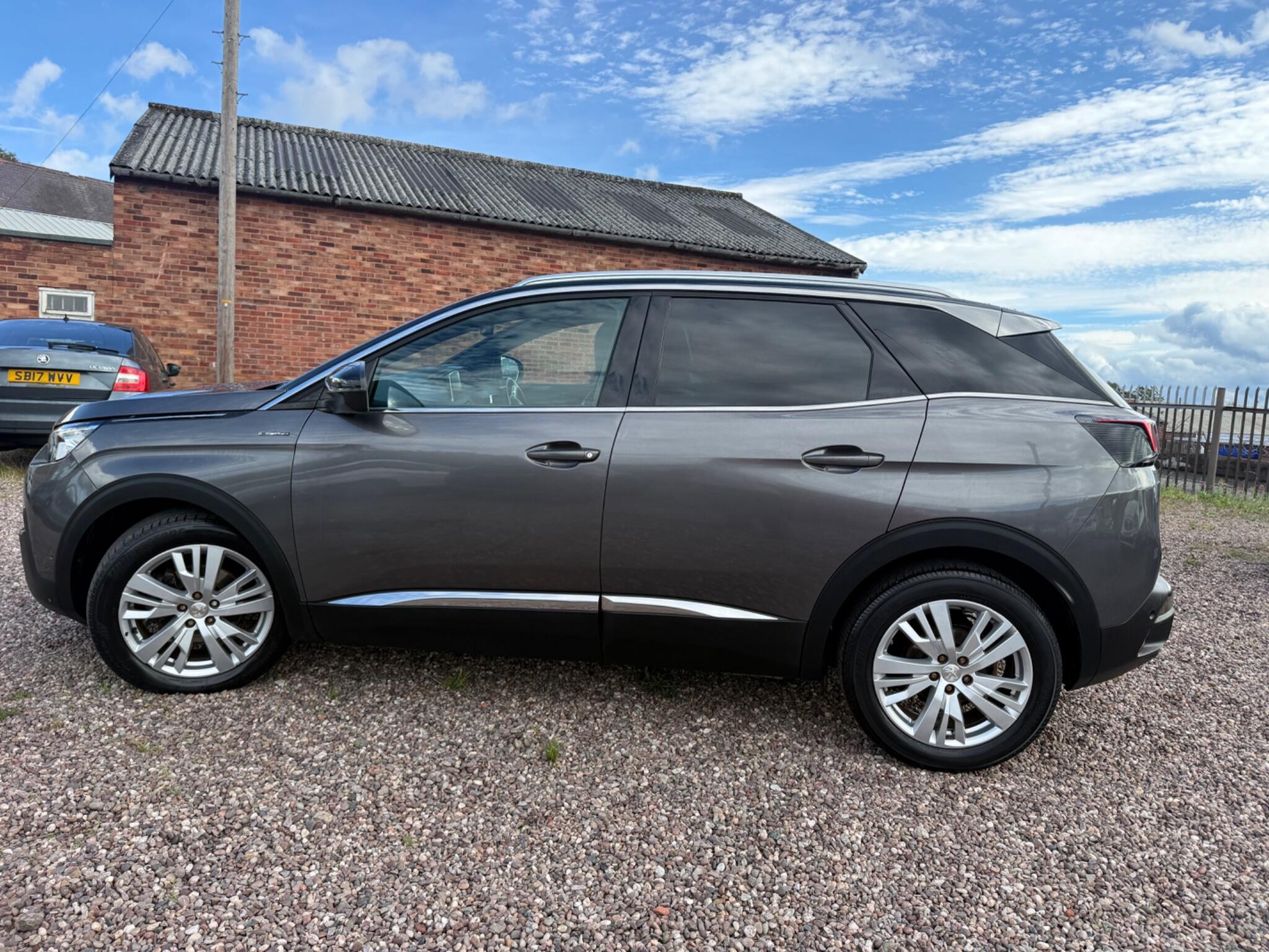 Peugeot 3008 view 15