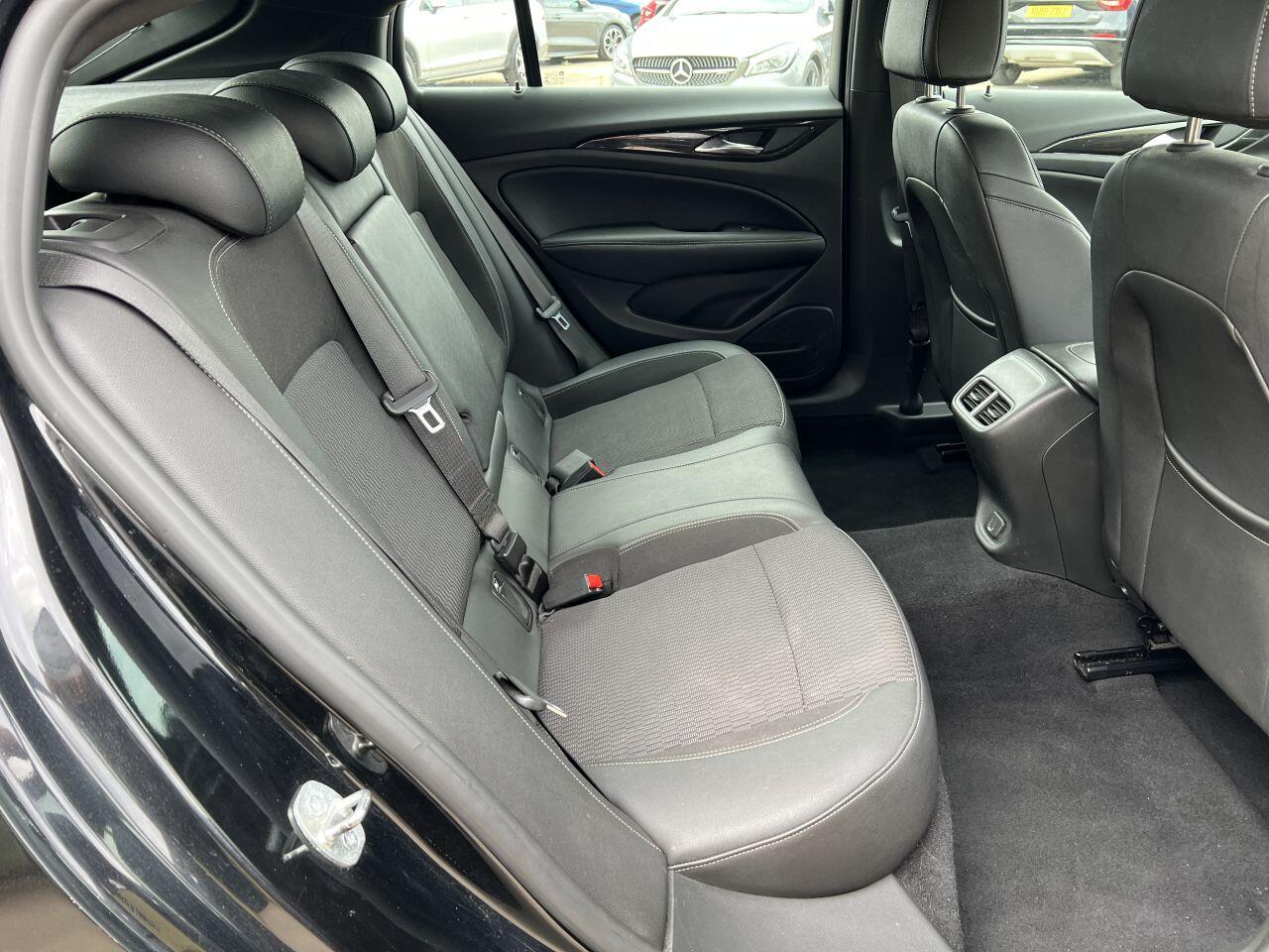 Vauxhall Insignia view 18