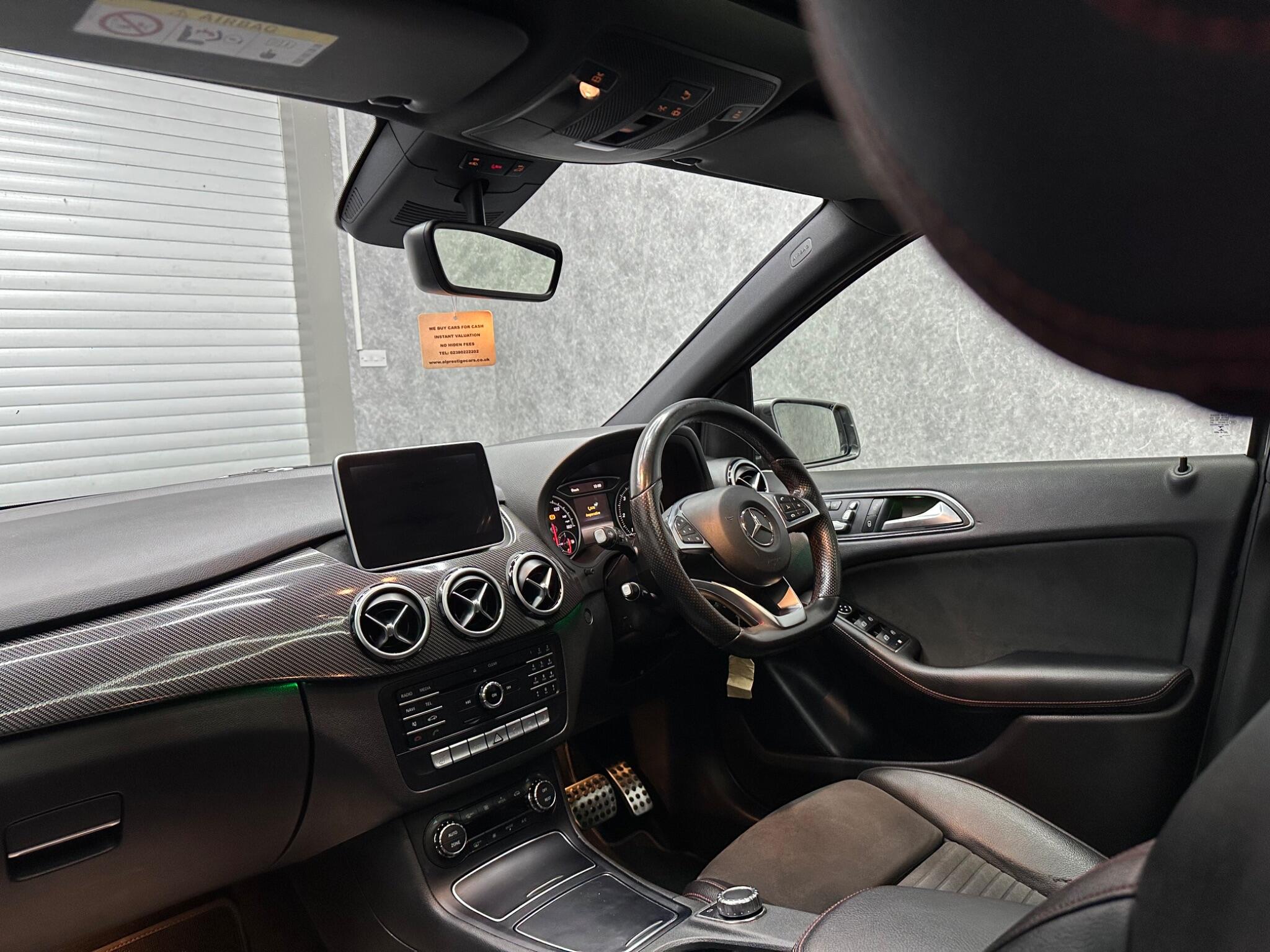 Mercedes-Benz B-Class view 9