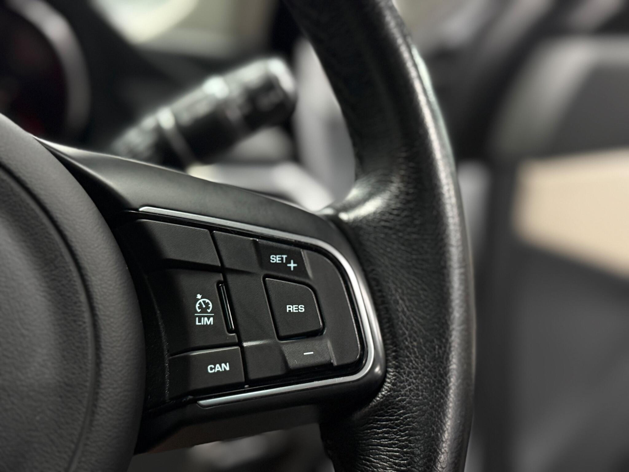 Jaguar E-Pace view 26