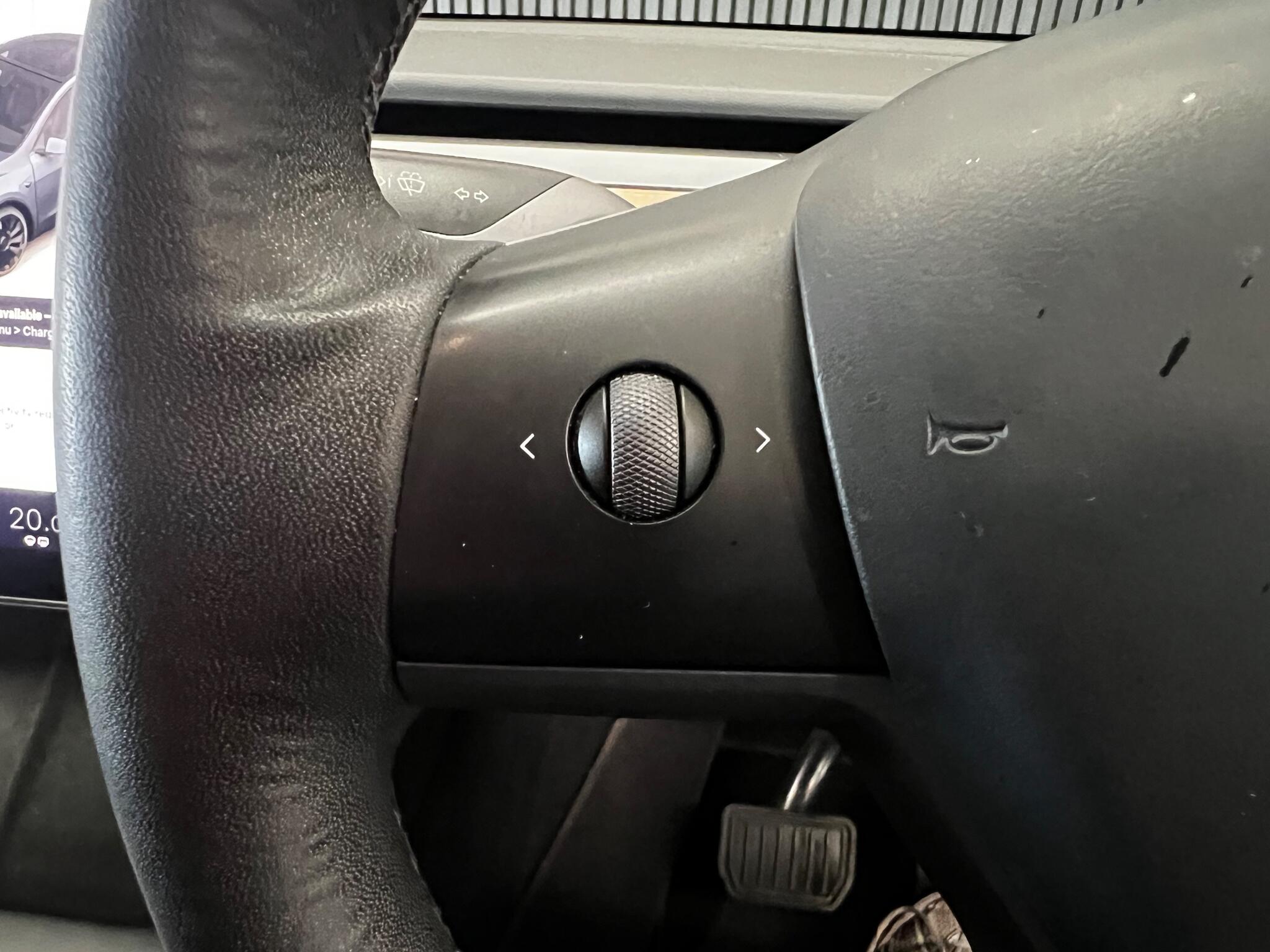 Tesla Model Y view 33