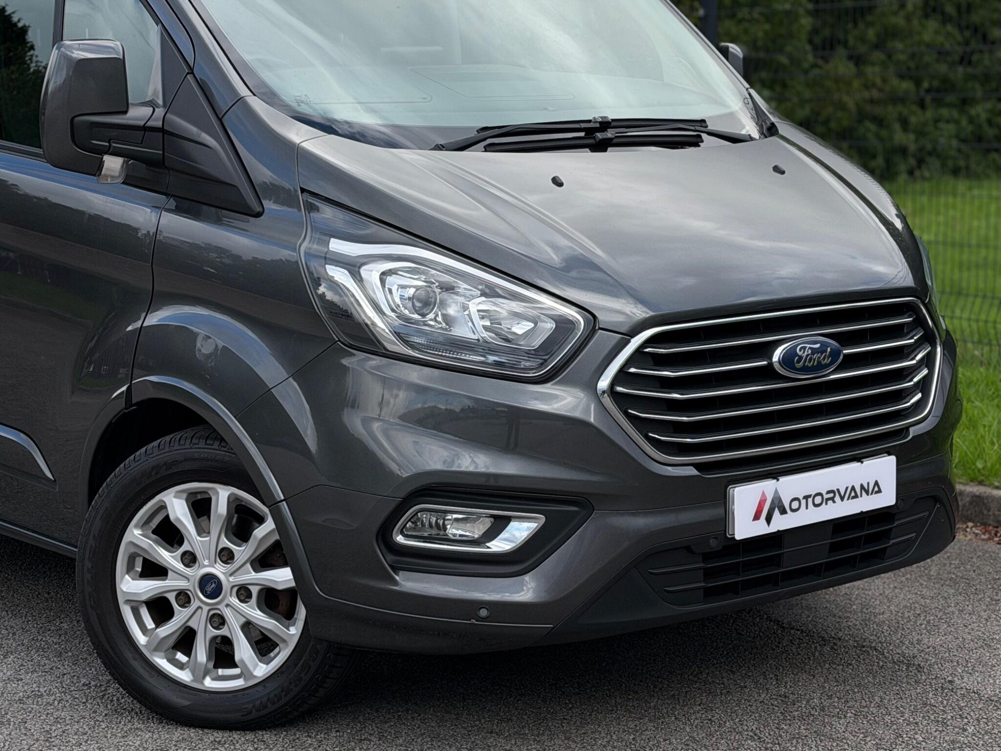 Ford Tourneo Custom view 38