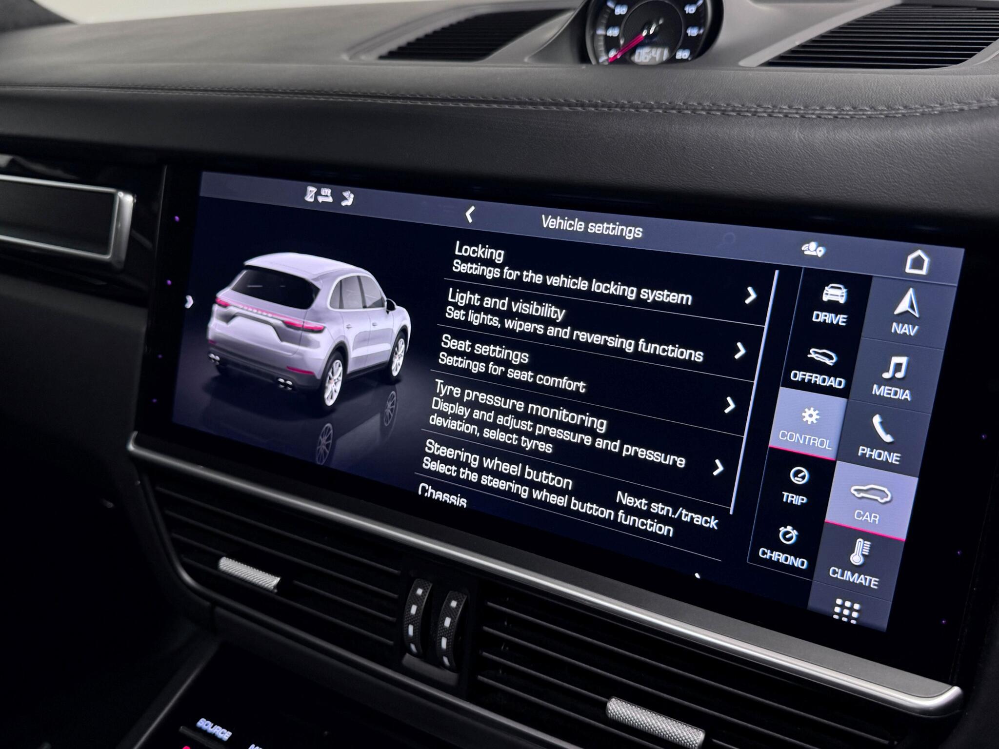 Porsche Cayenne view 67