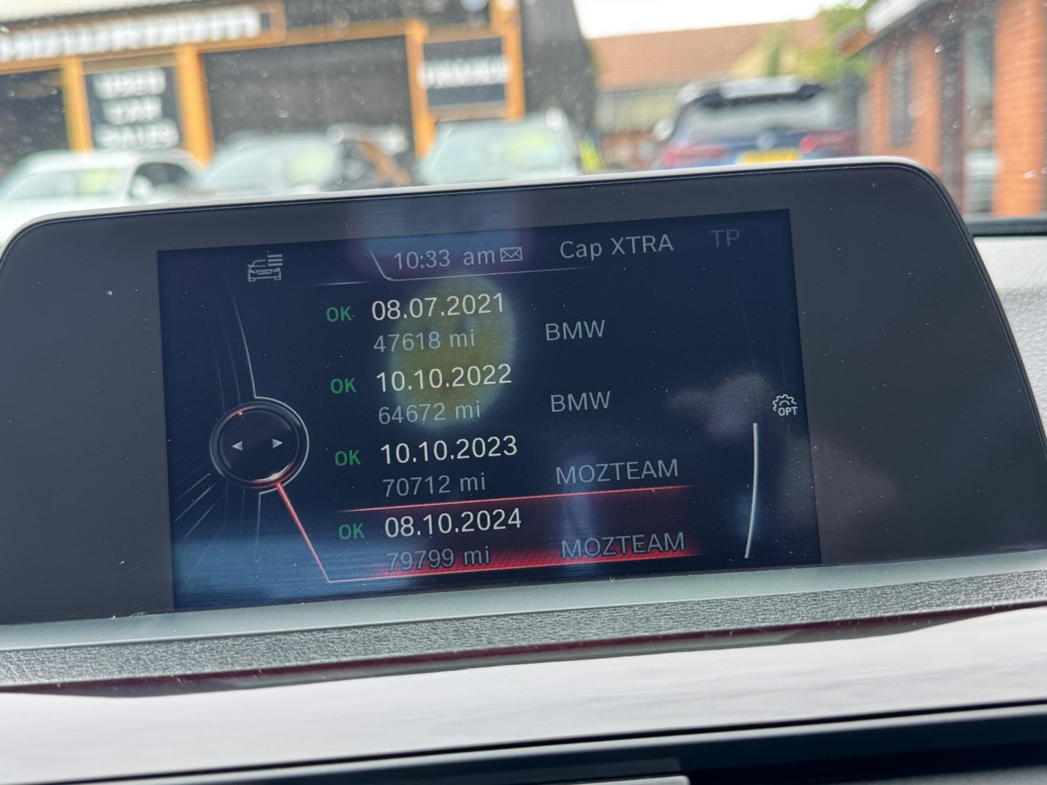 BMW 3 Series view 30