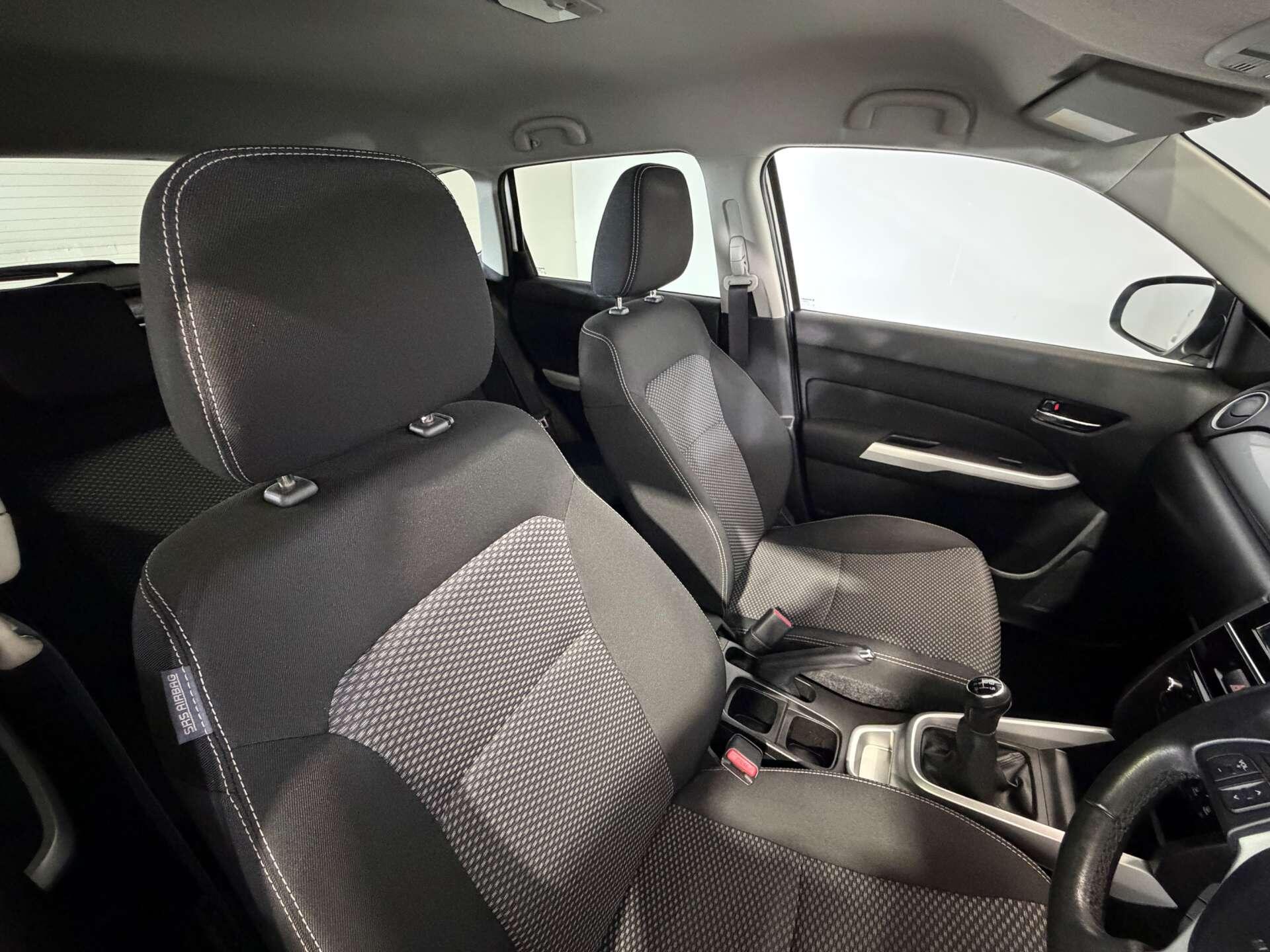 Suzuki Vitara view 20