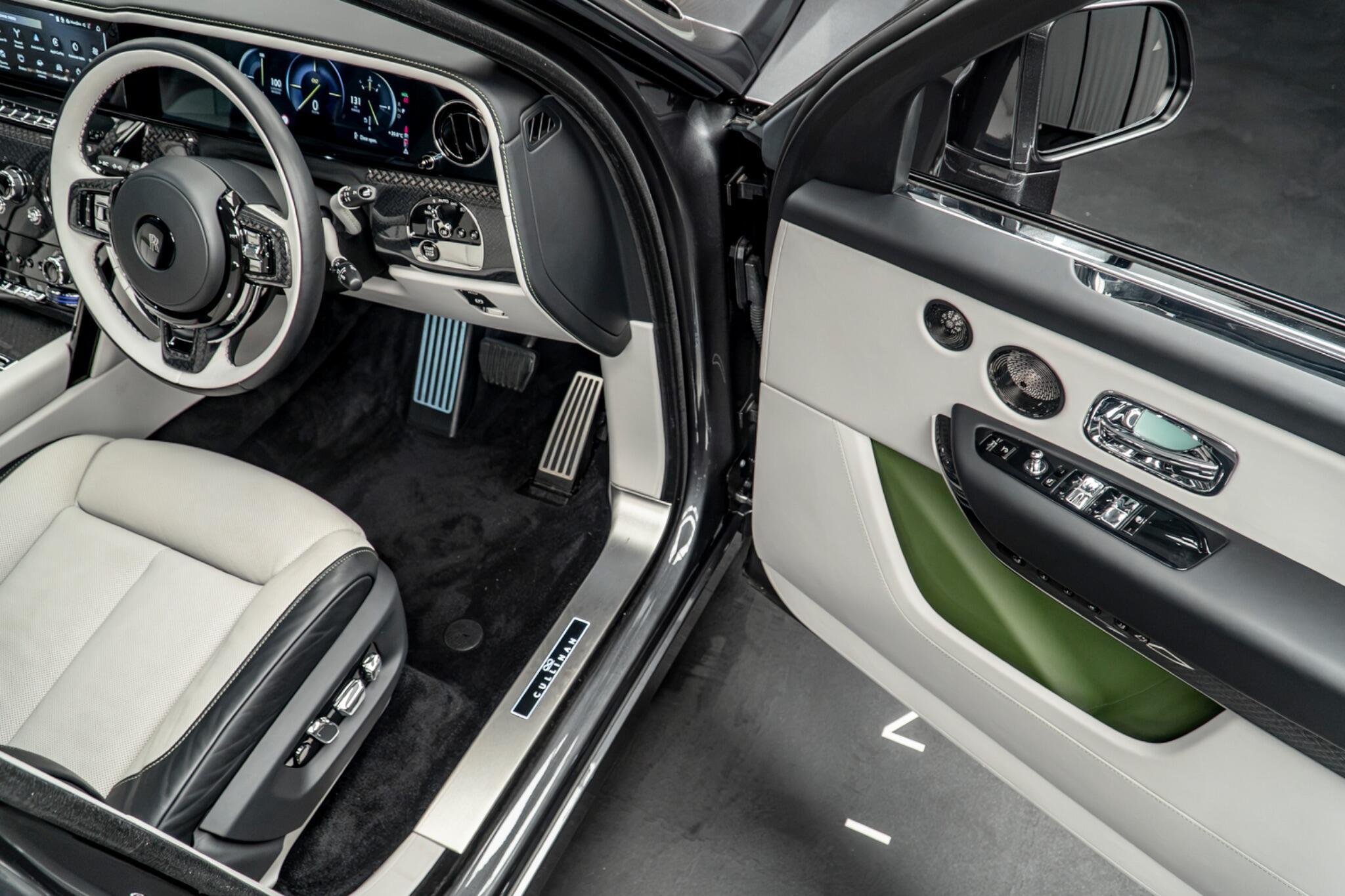 Rolls-Royce Cullinan view 29