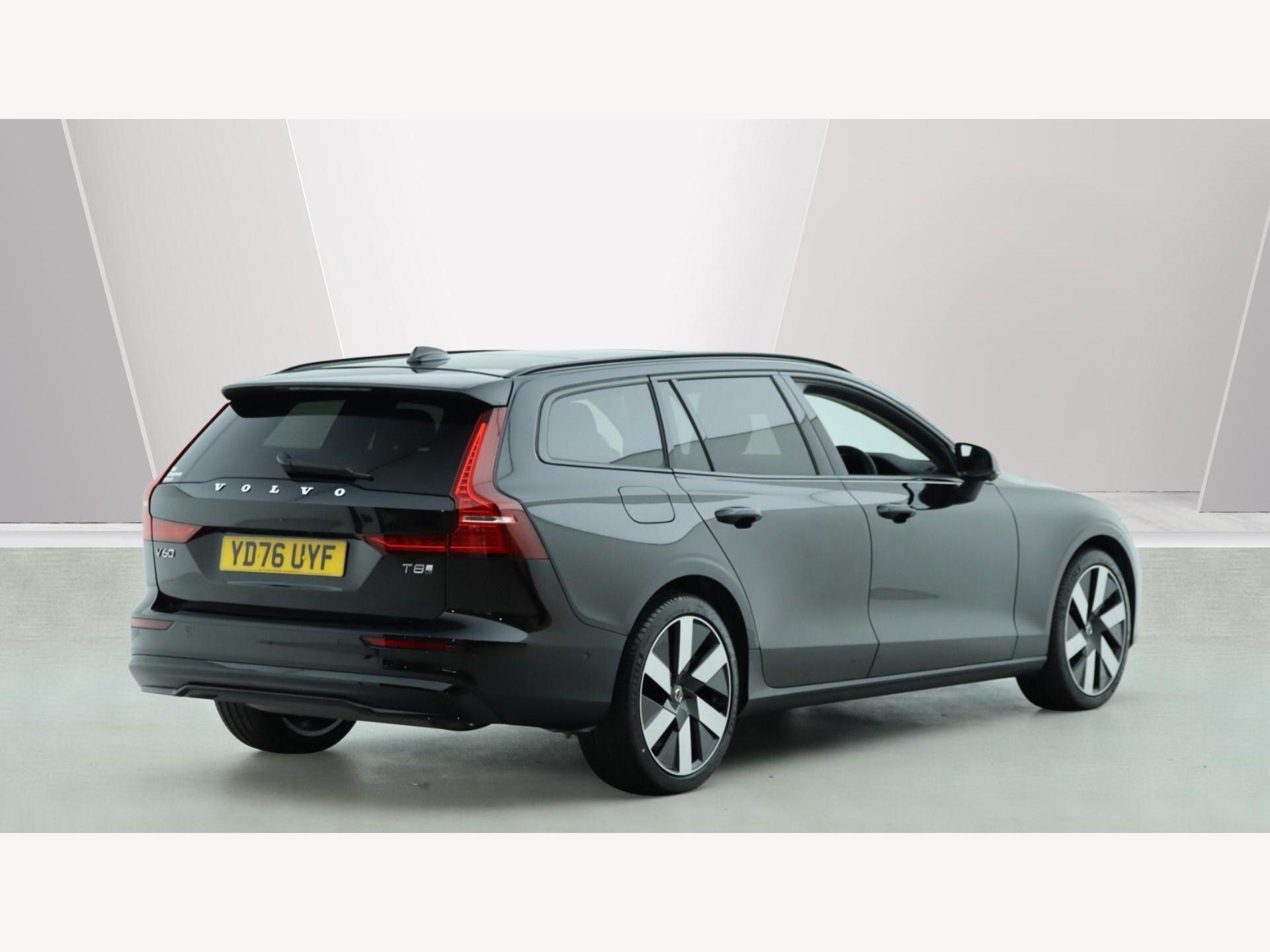 Volvo V60 view 2