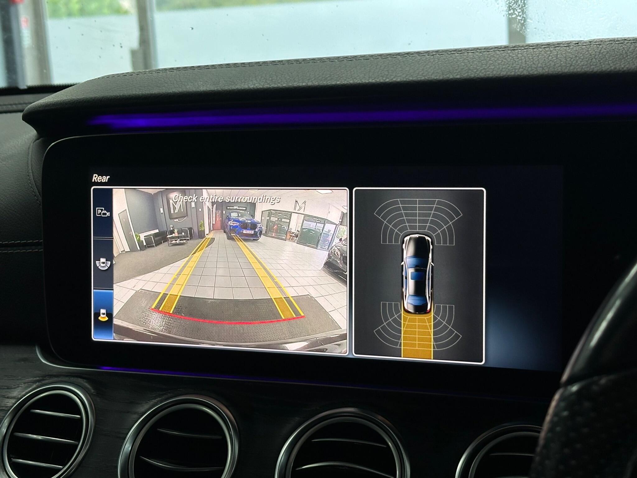 Mercedes-Benz E Class view 30