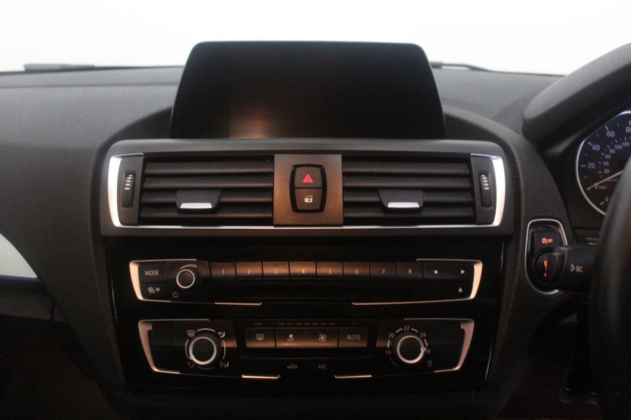 BMW 2 Series view 28