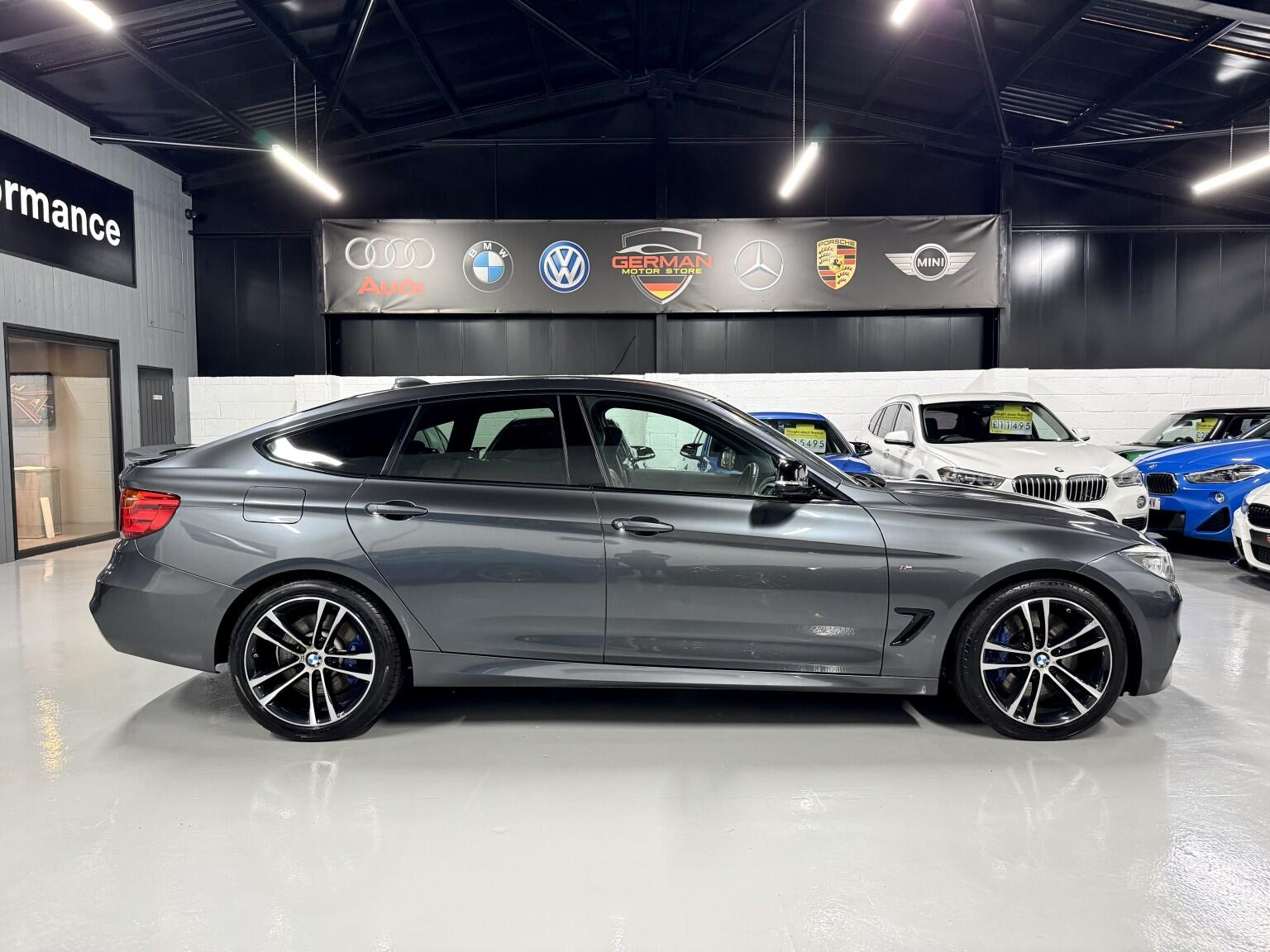BMW 3 Series view 13