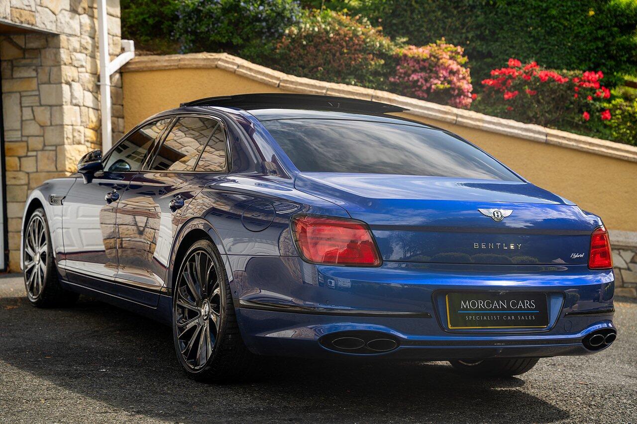Bentley Flying Spur view 12