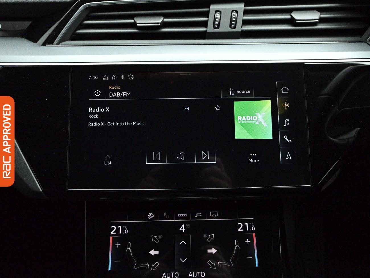 Audi E-Tron view 17