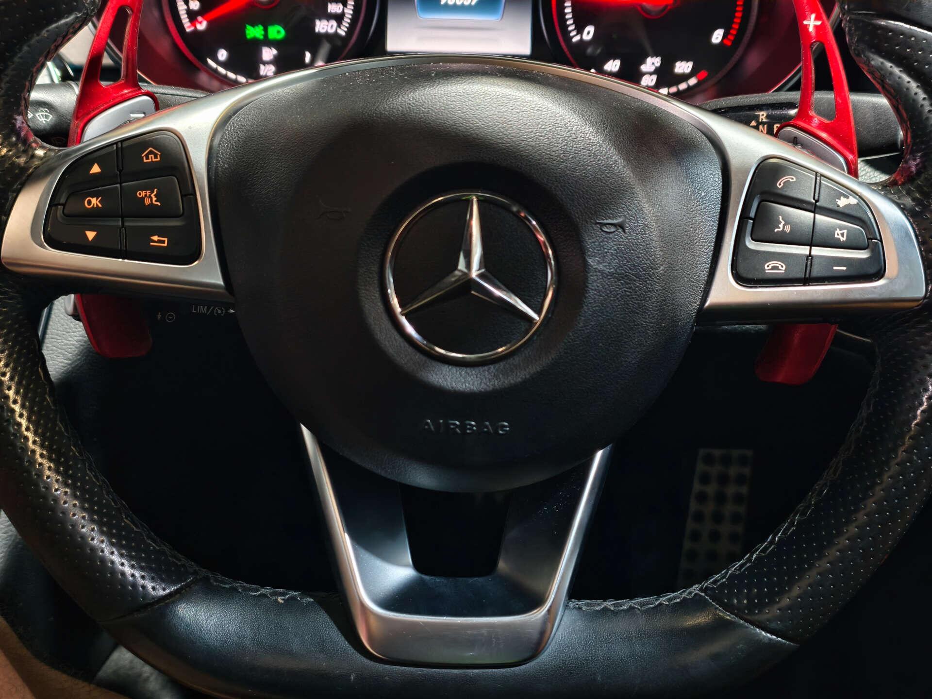 Mercedes-Benz C Class view 25