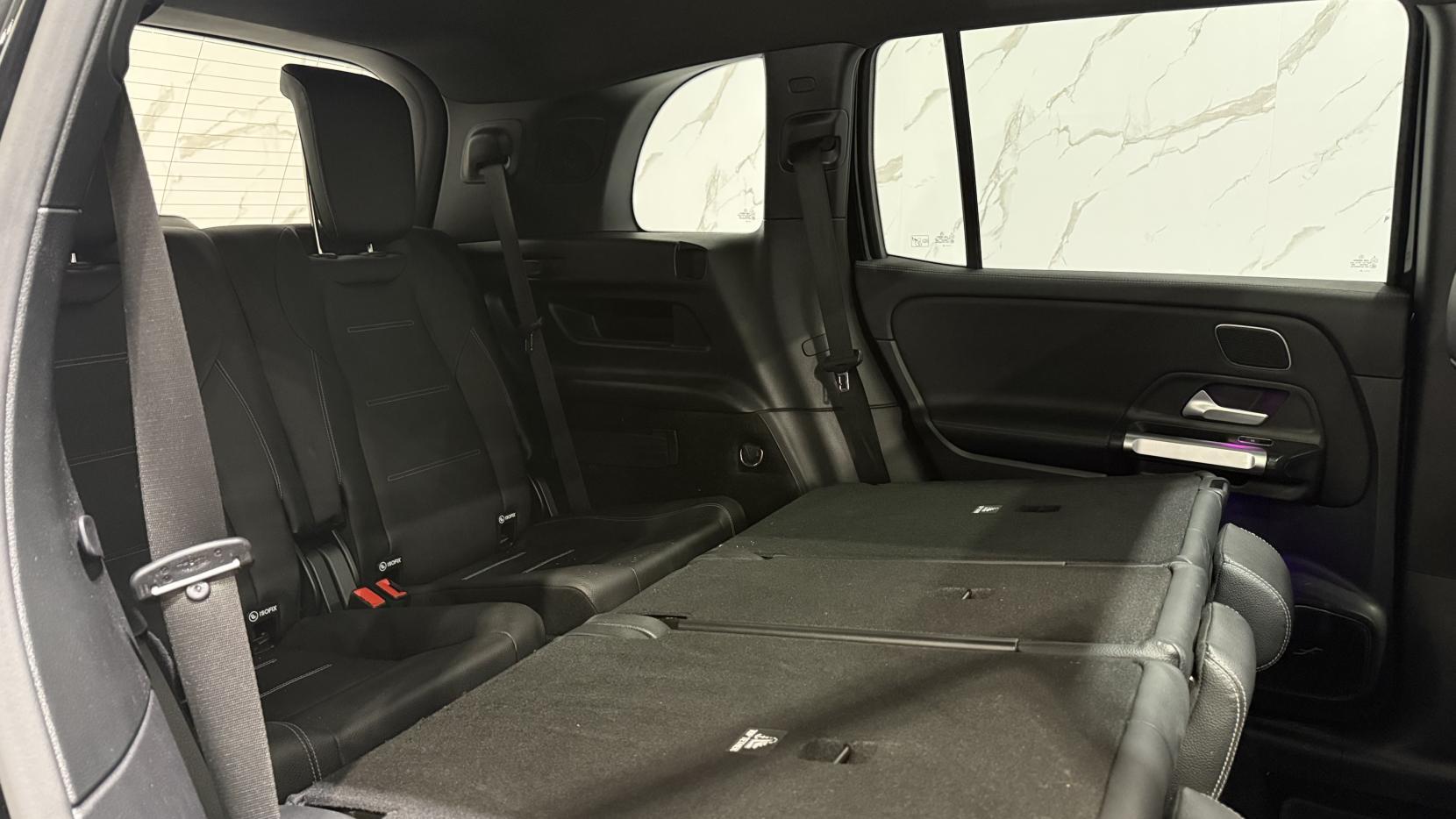 Mercedes-Benz GLB view 15