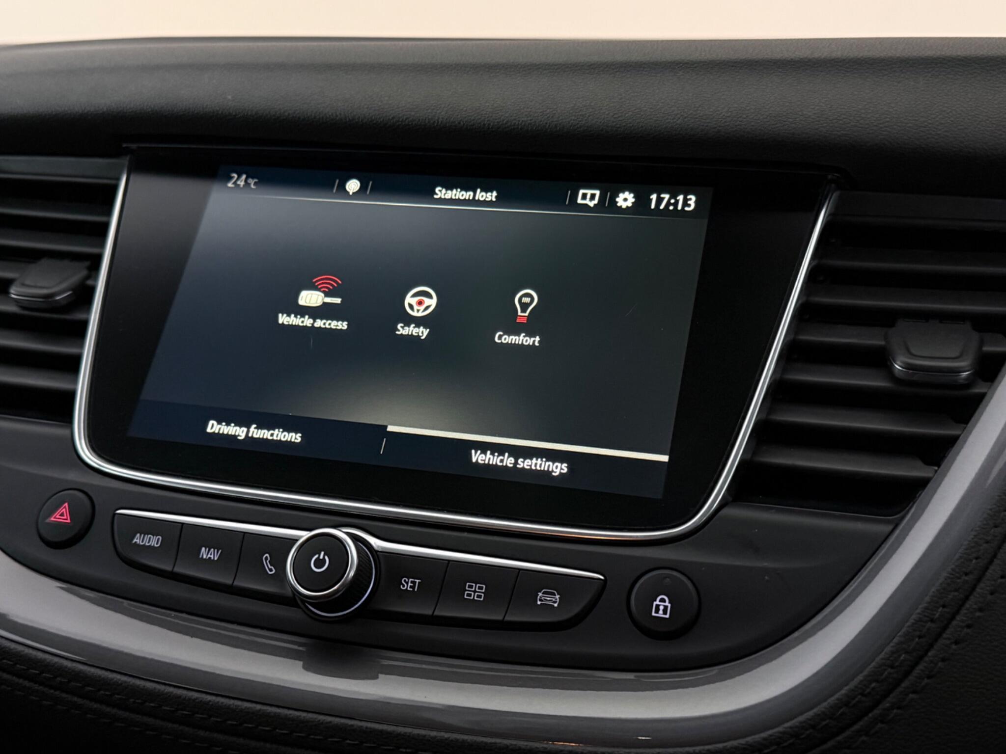 Vauxhall Grandland X view 27