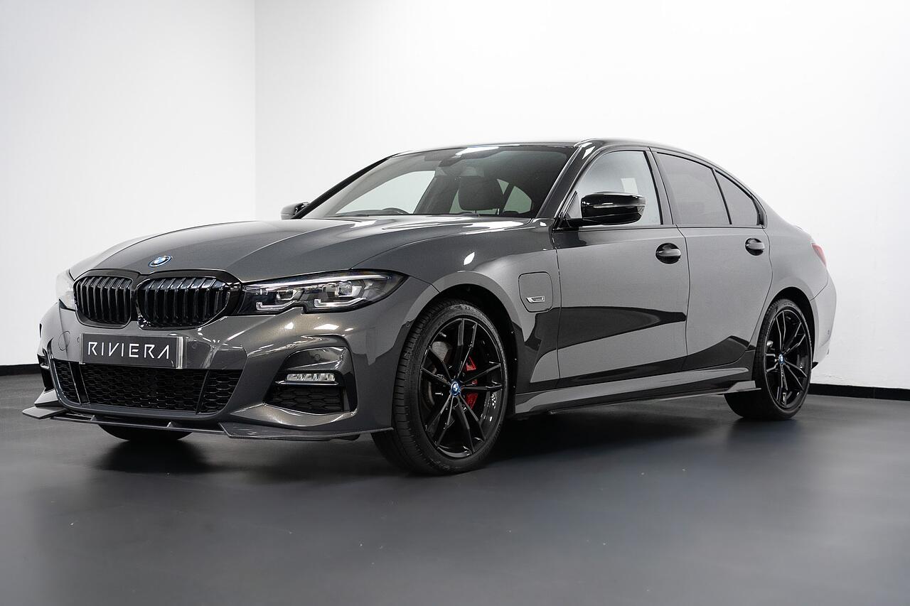 BMW 3 Series view 34