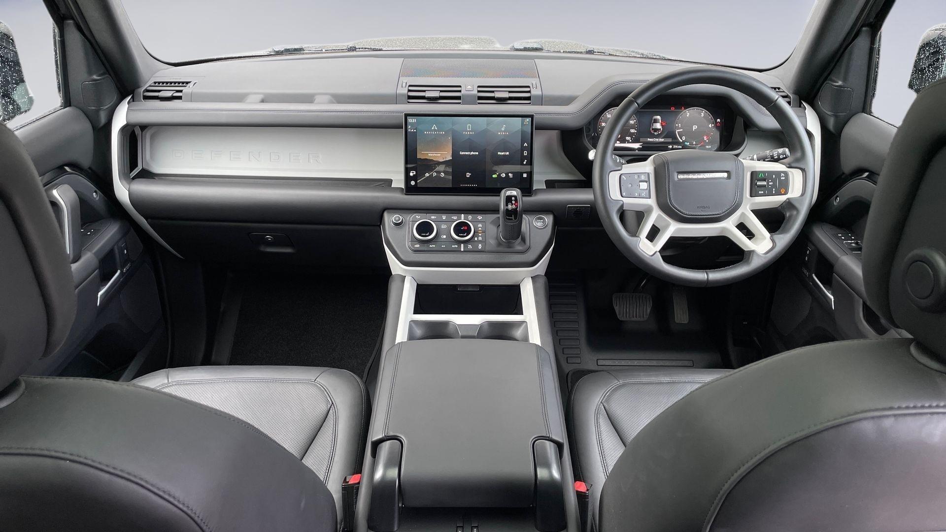 Land Rover Defender view 9