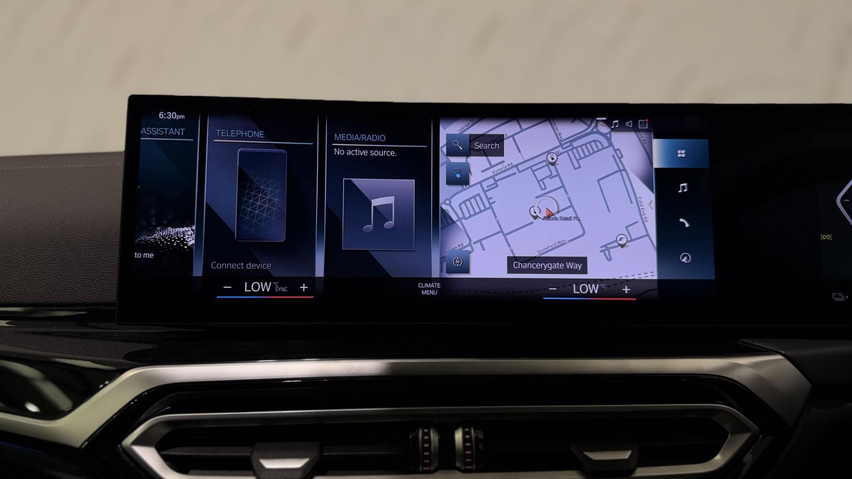 BMW I4 view 18