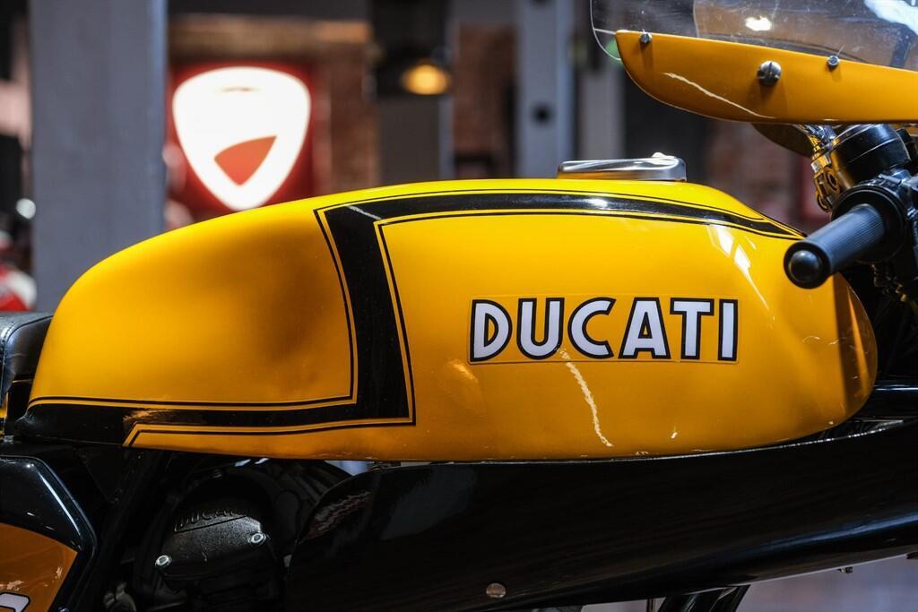 Ducati 750 view 10