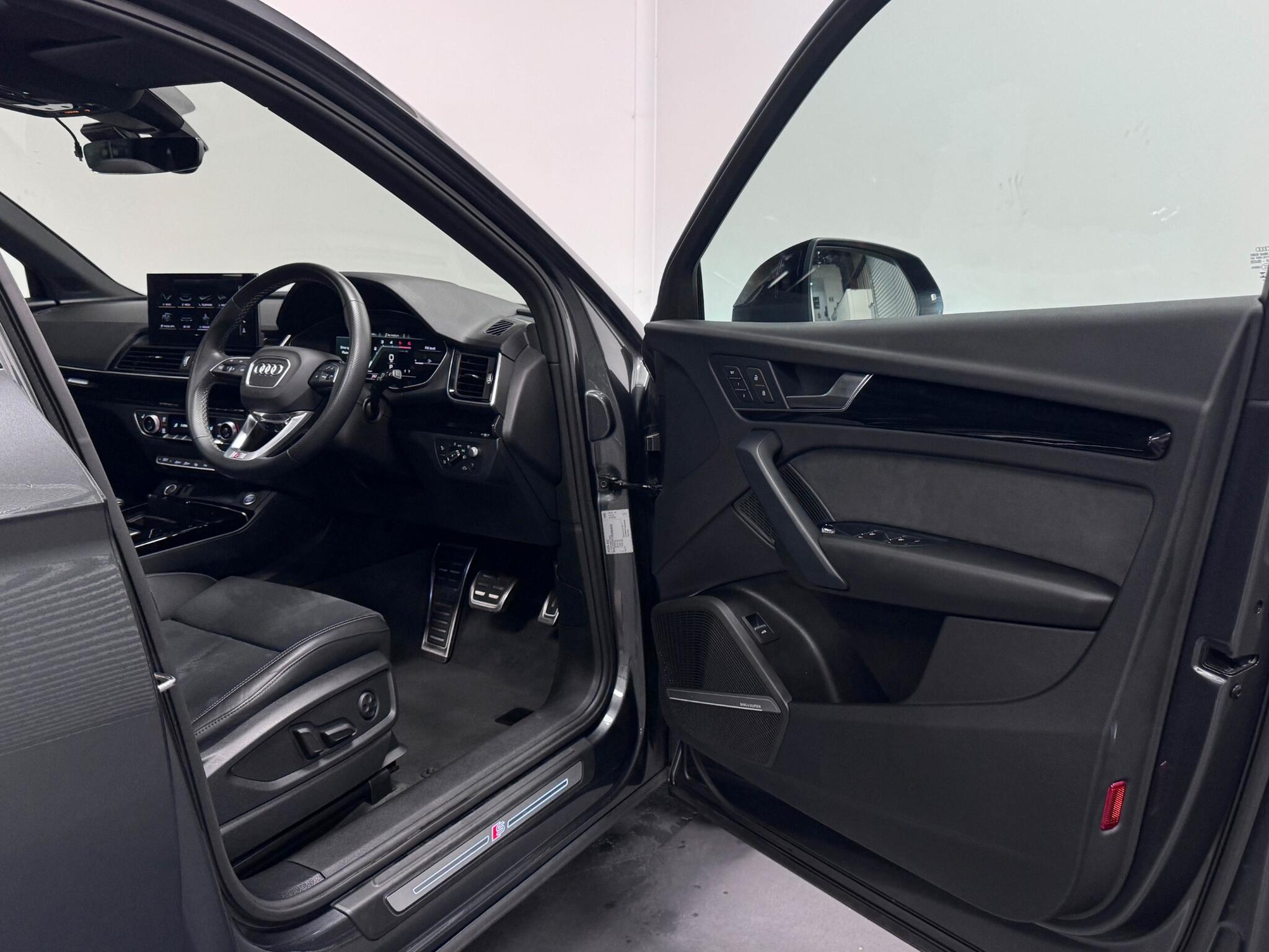 Audi Q5 view 35
