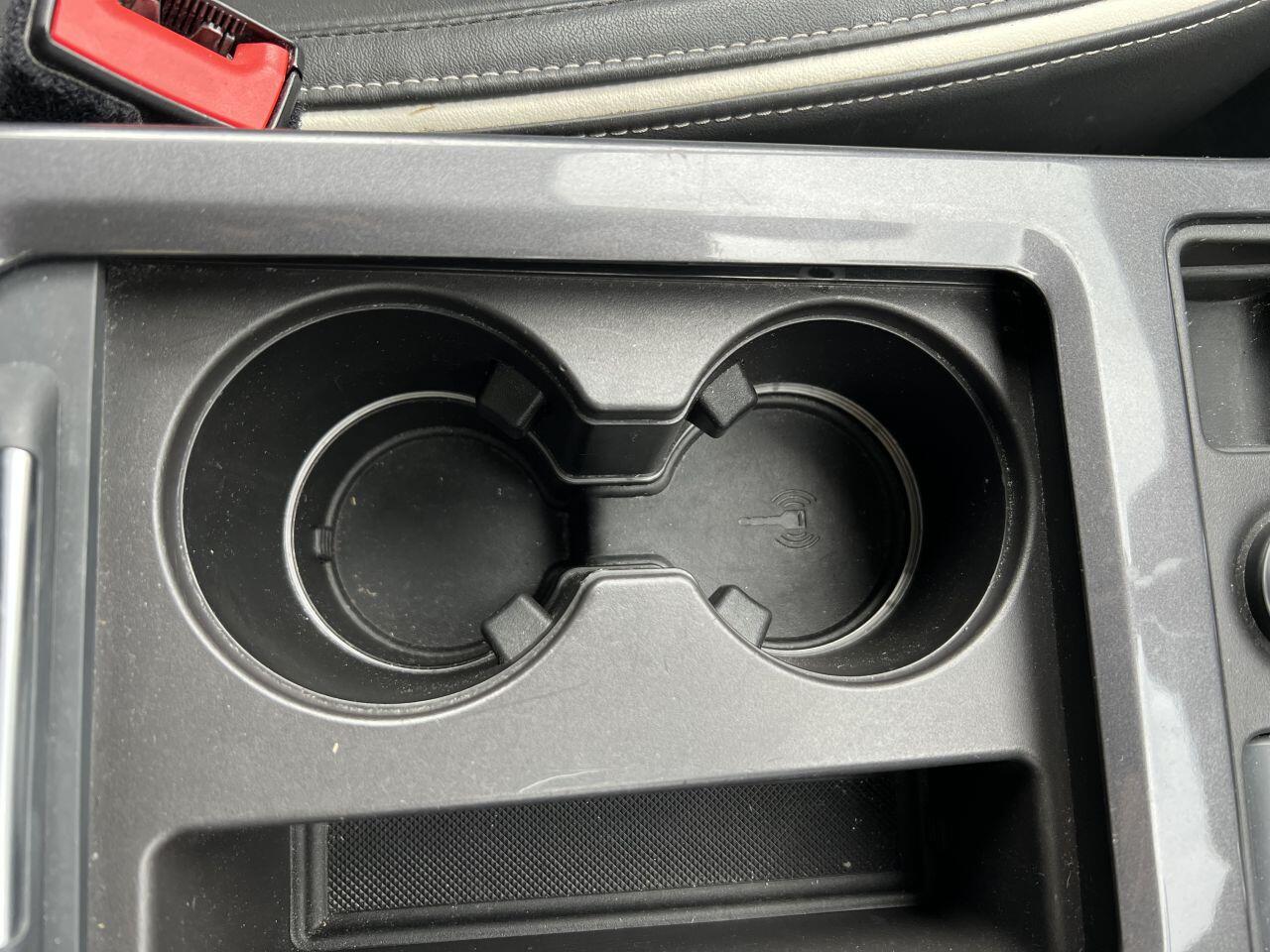 Ford Kuga view 32
