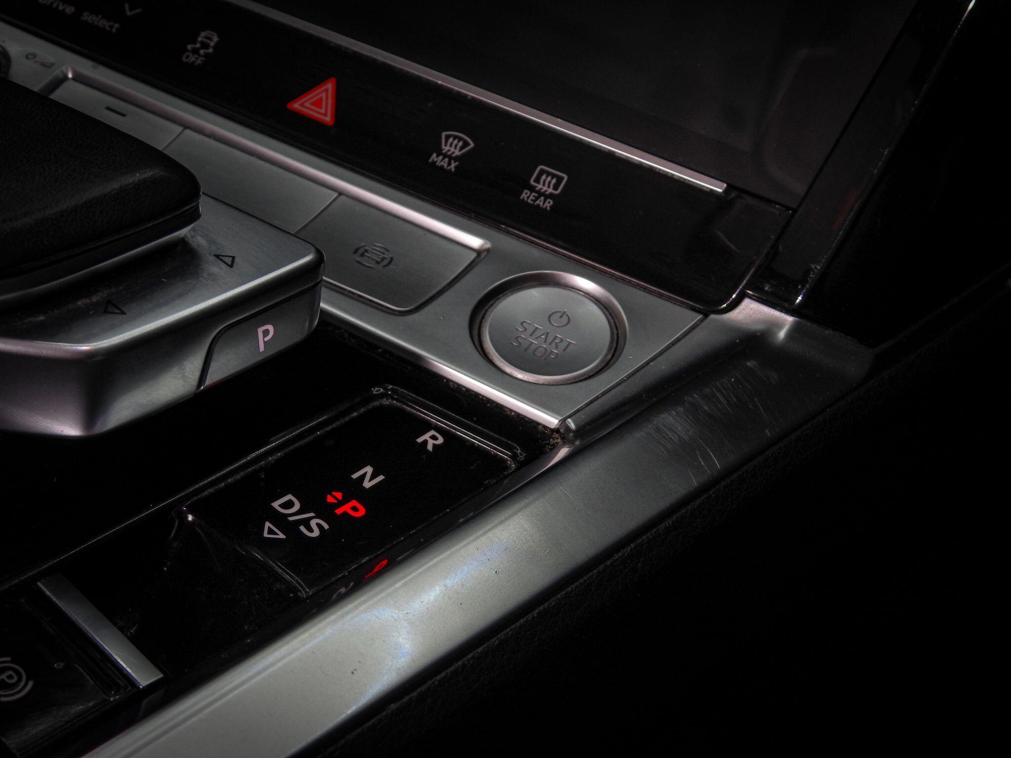 Audi E-Tron view 33