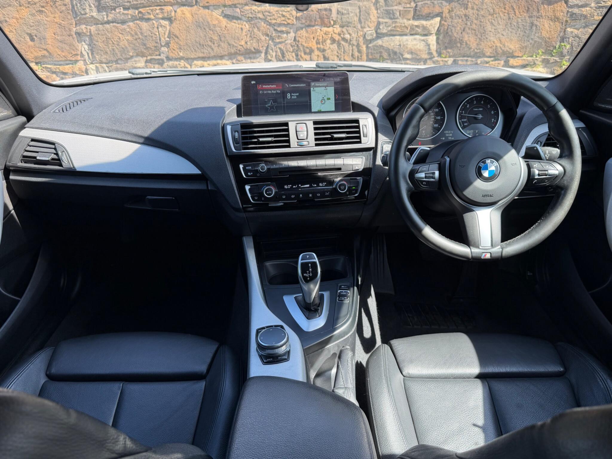 BMW 1 Series view 10