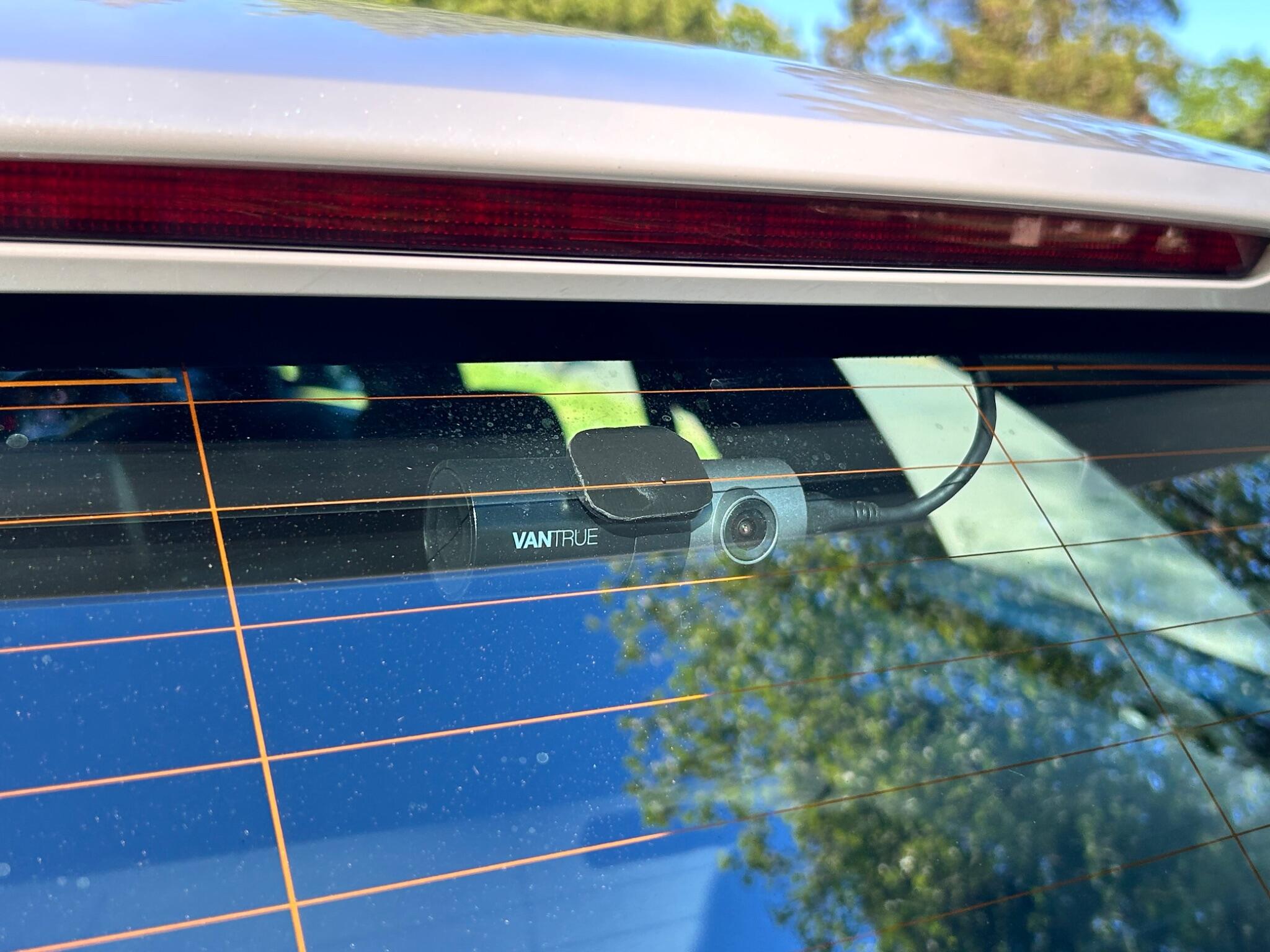 Mercedes-Benz E-Class view 43
