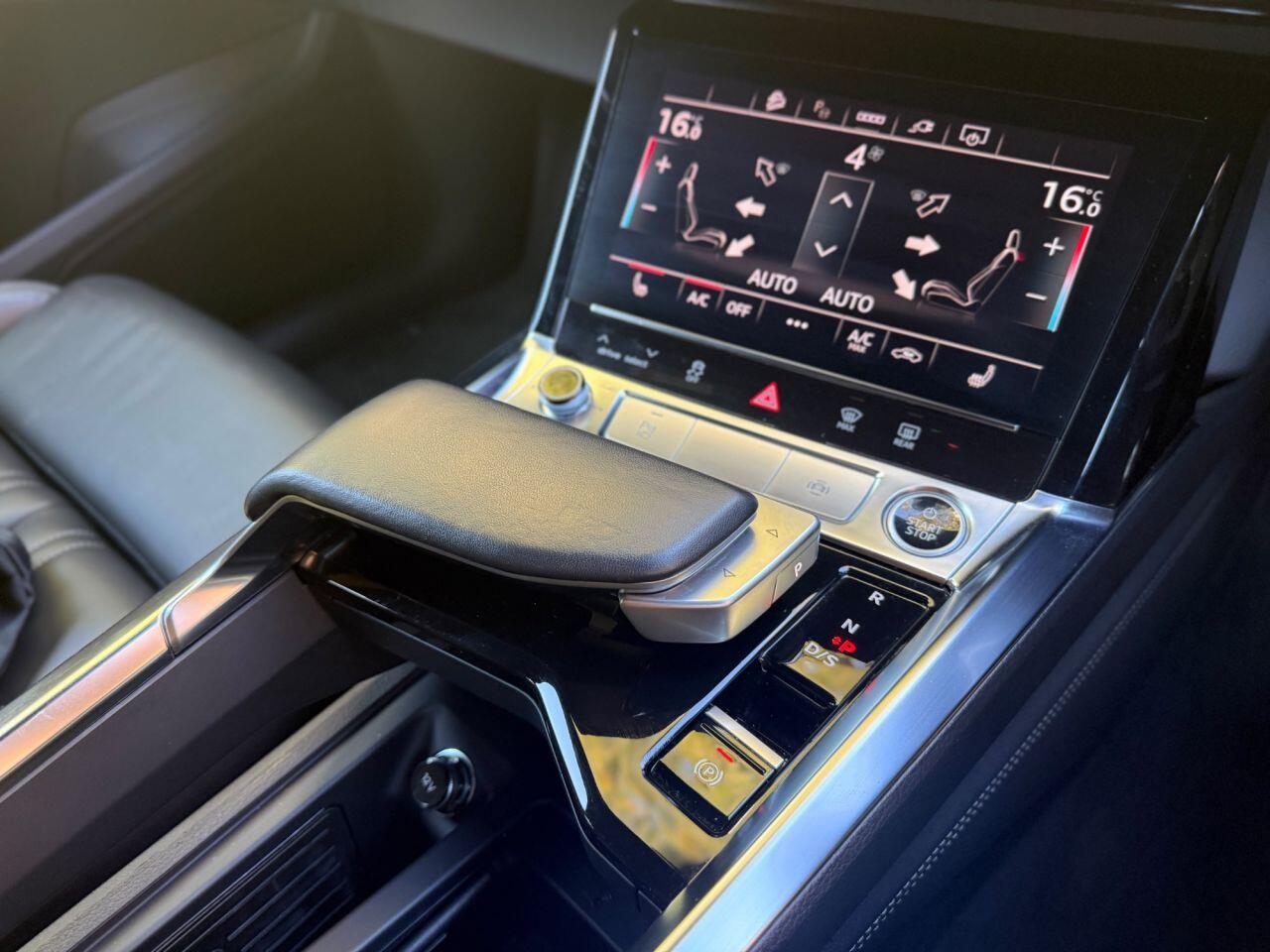Audi Q8 E-Tron view 27