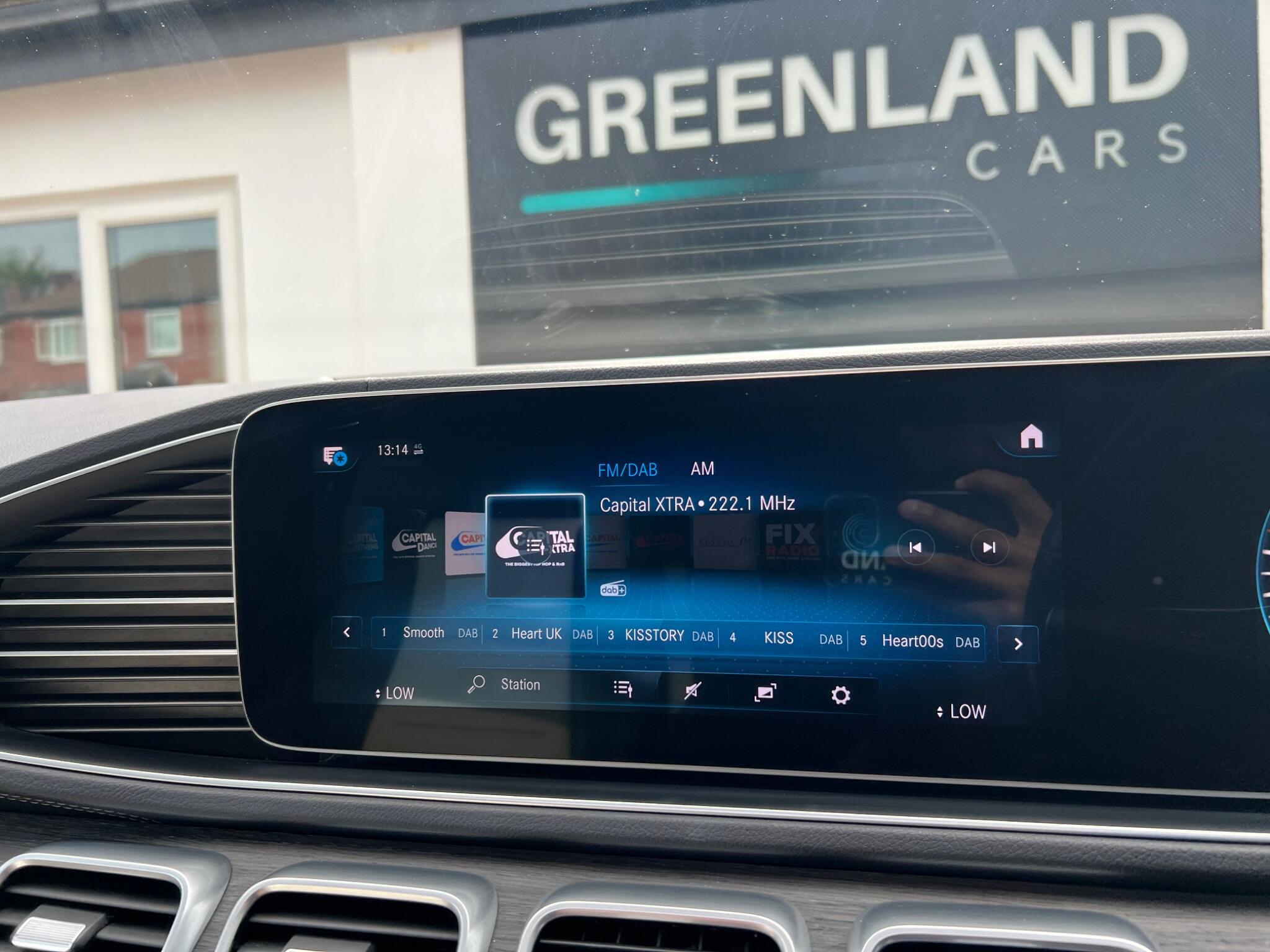 Mercedes-Benz GLE view 64