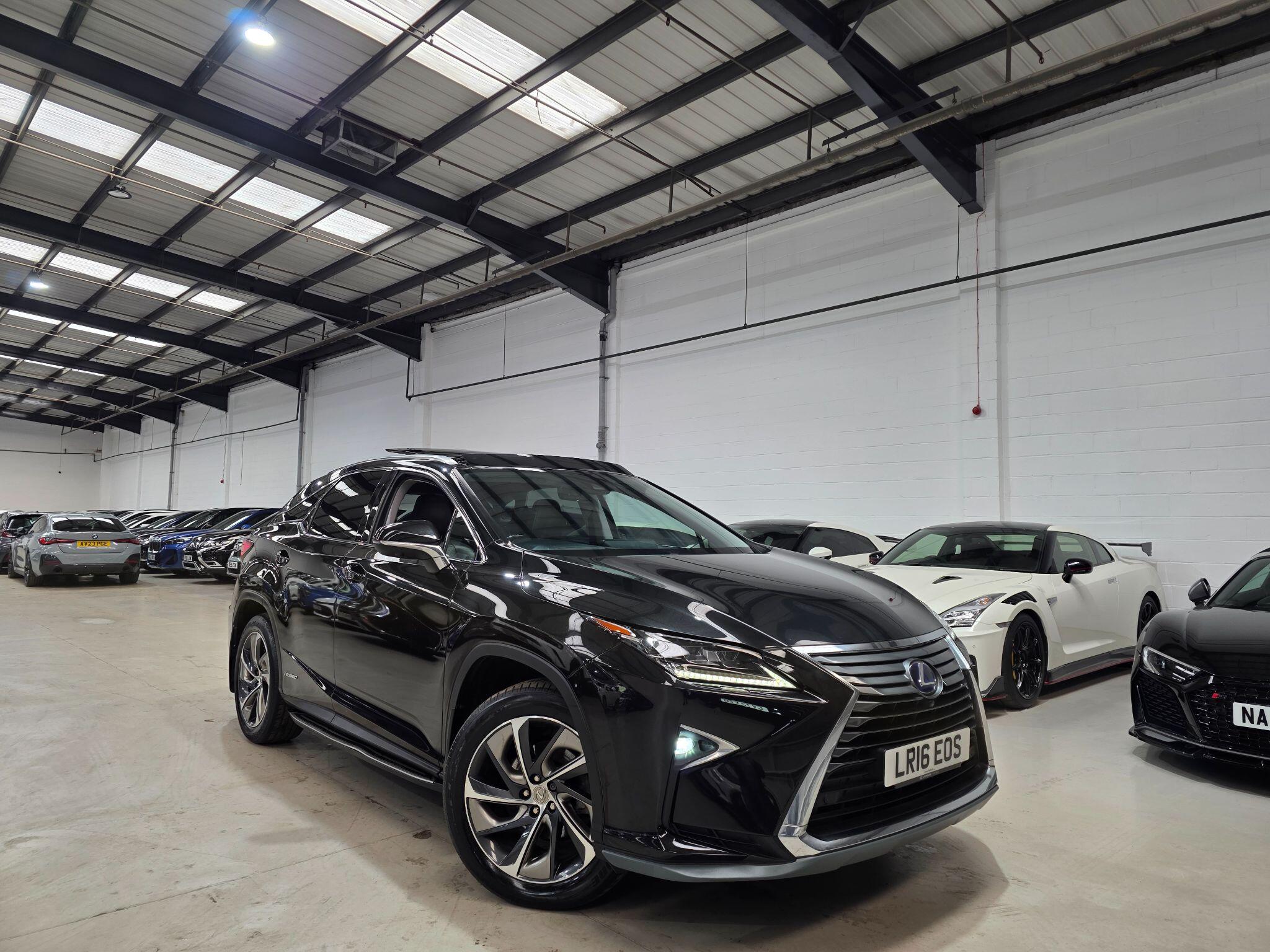 Lexus RX view 3