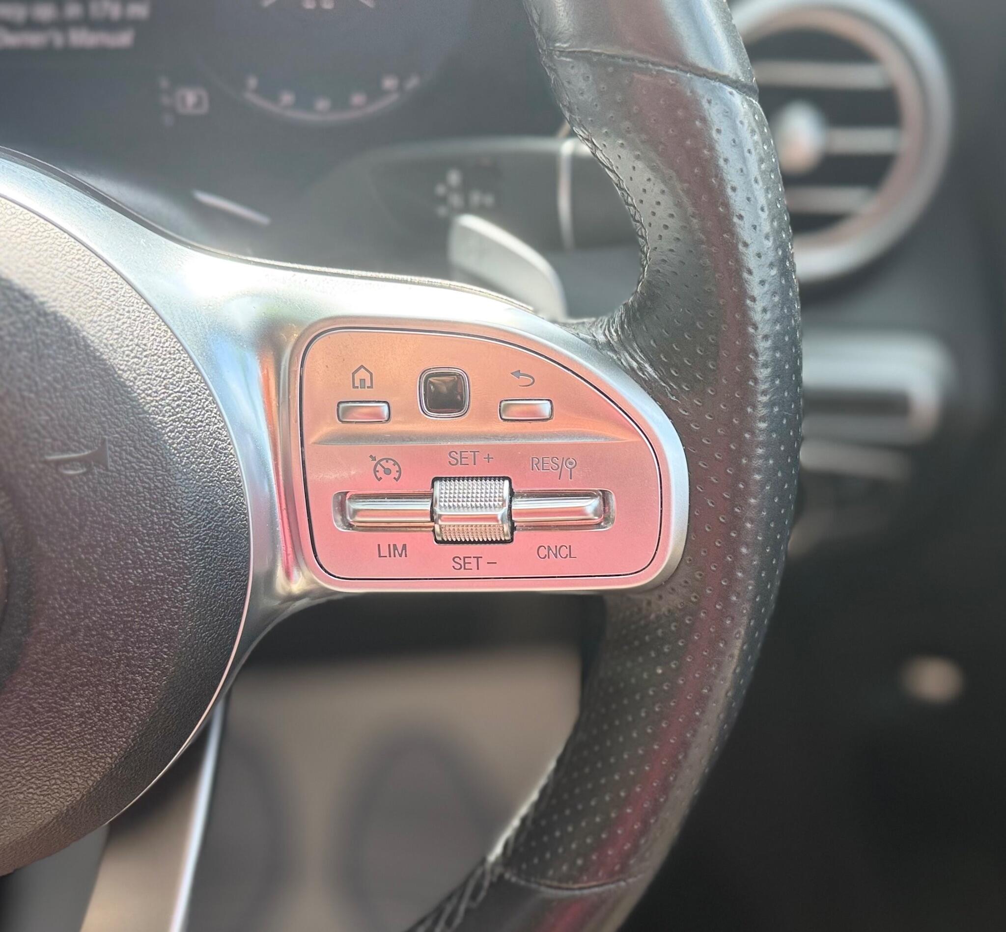Mercedes-Benz C Class view 17