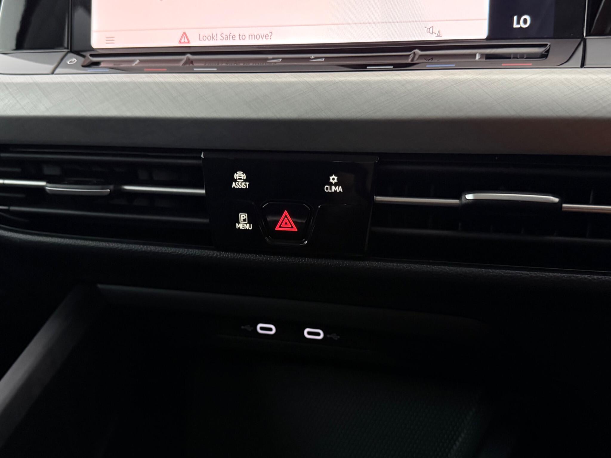 Volkswagen Golf view 22