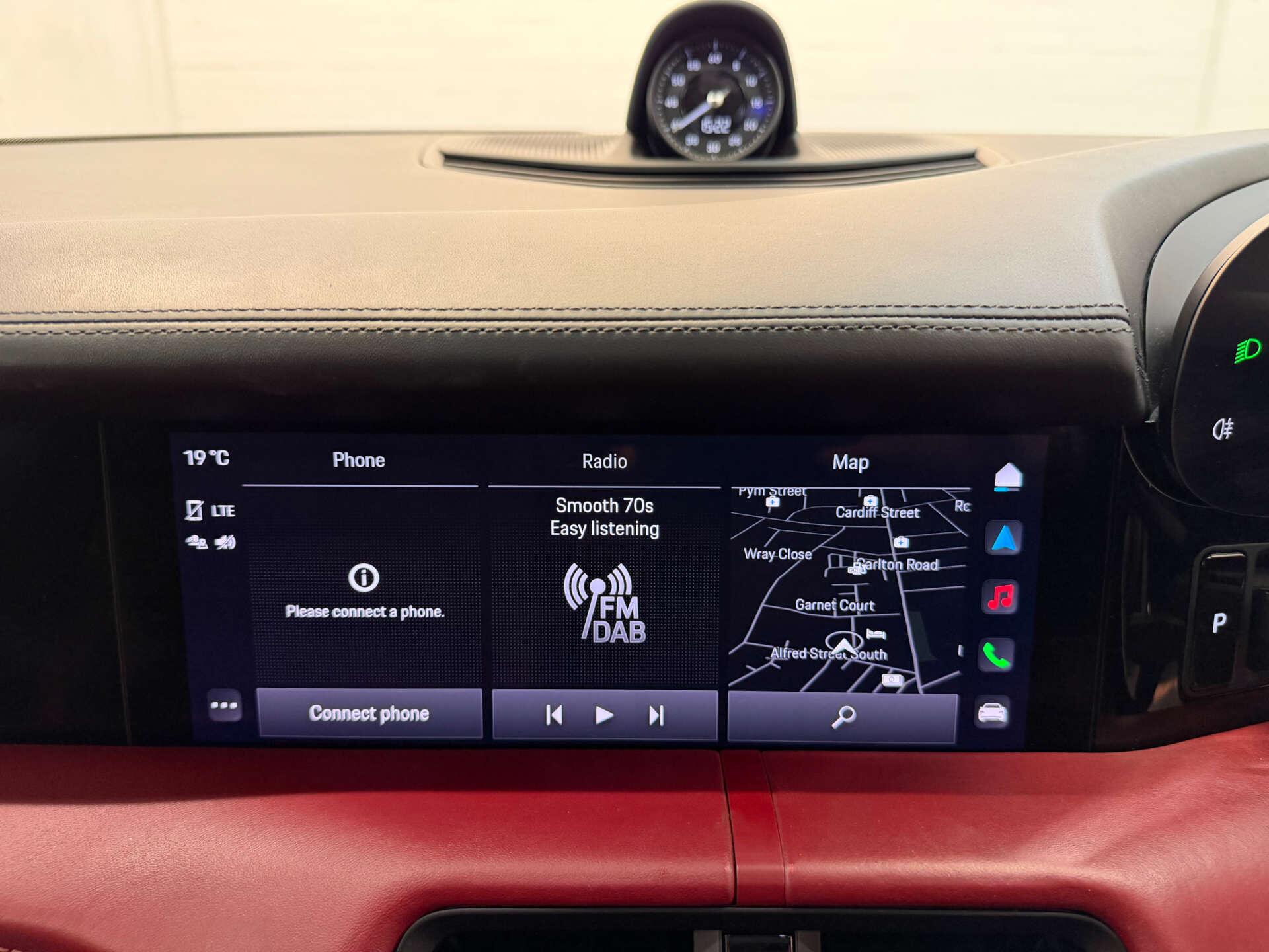 Porsche Taycan view 39
