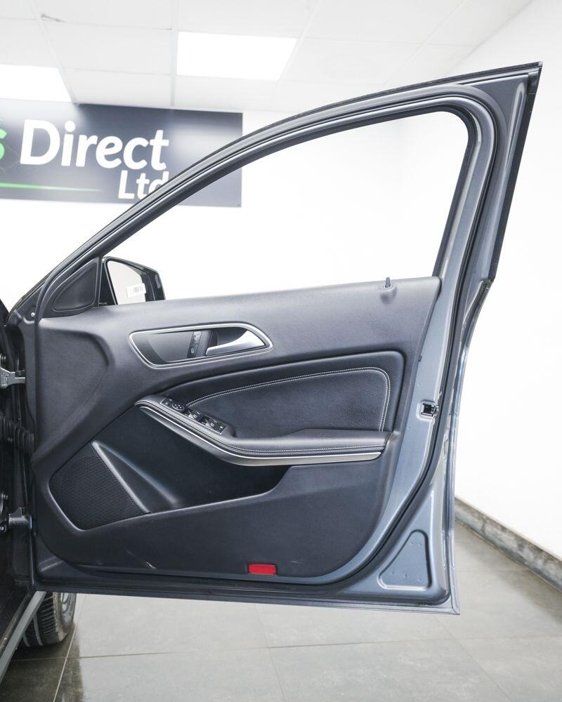 Mercedes-Benz Gla view 16