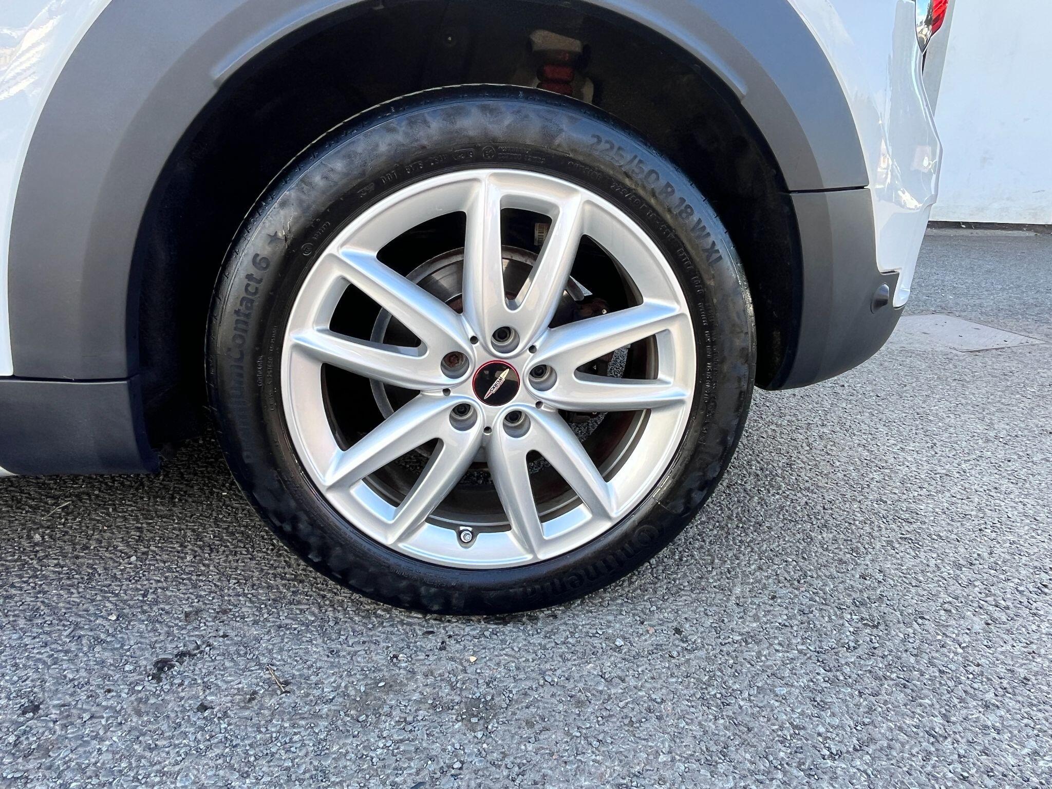Mini Countryman view 28