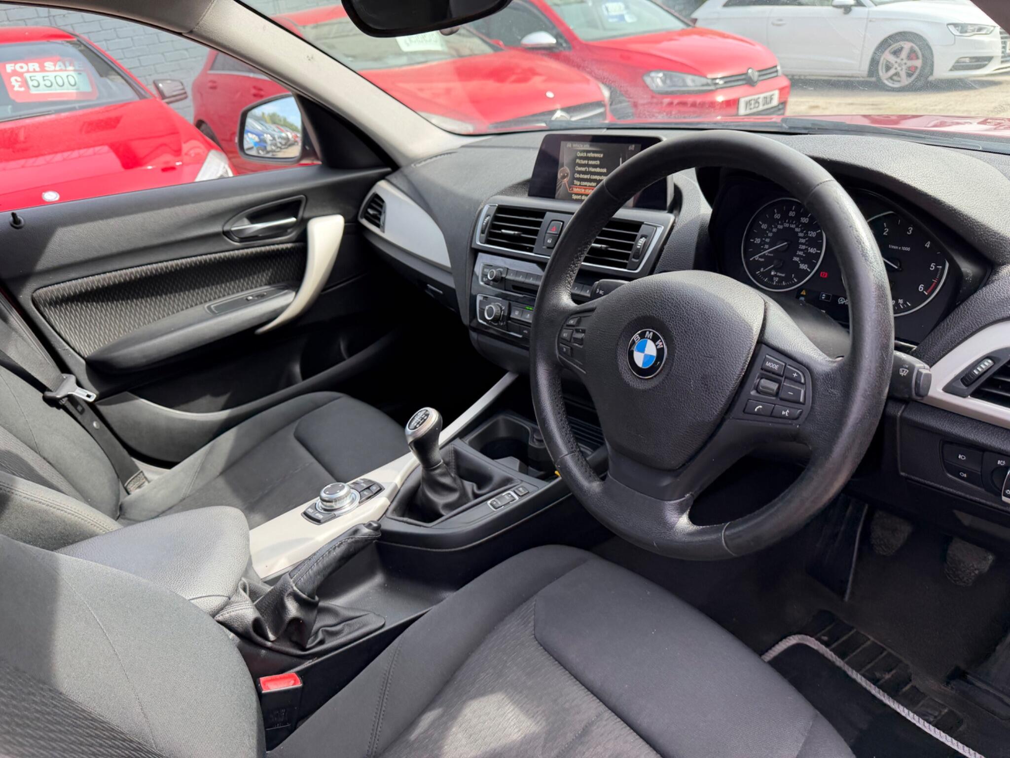 BMW 1 Series view 23