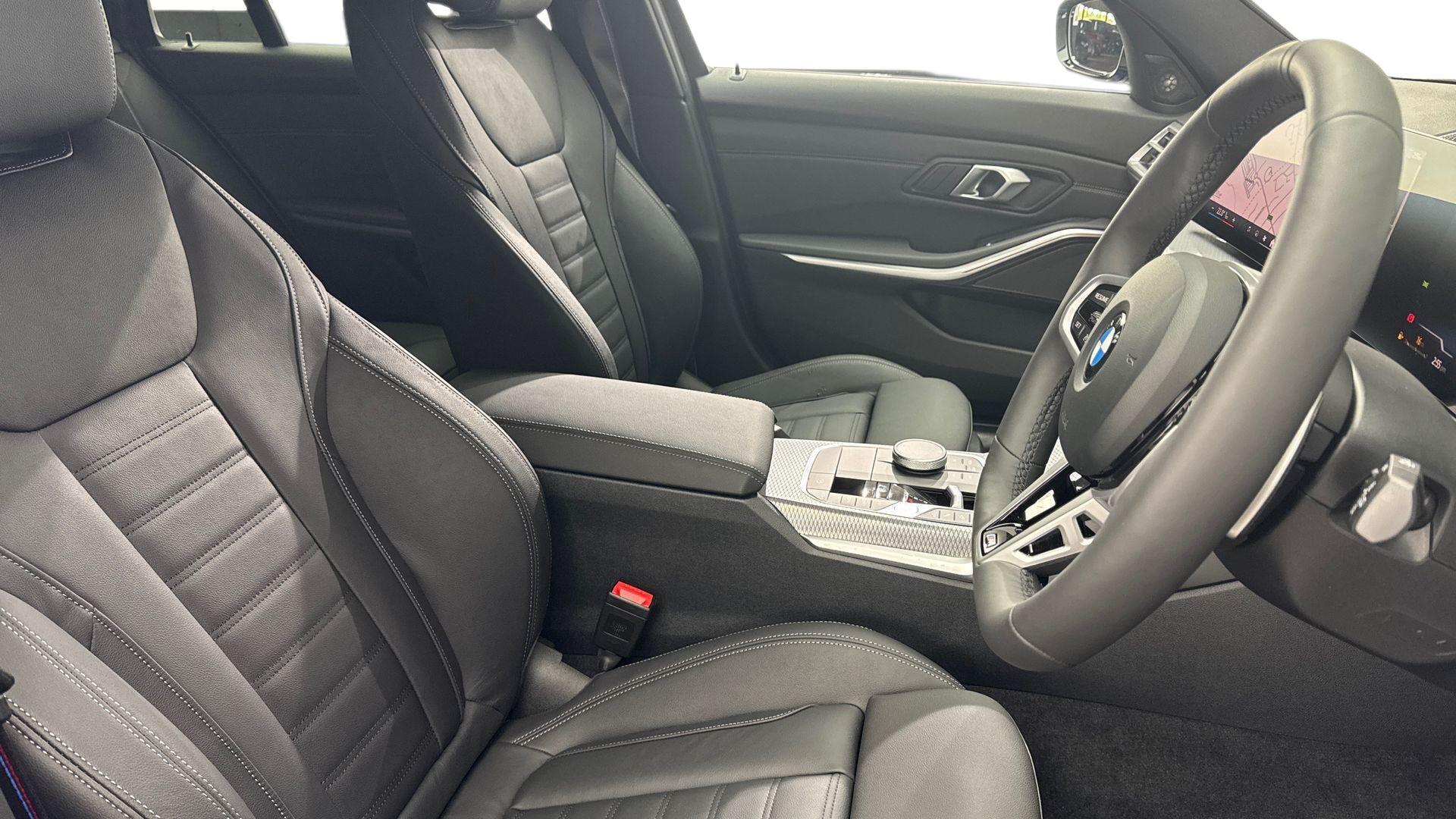 BMW 3 Series view 11
