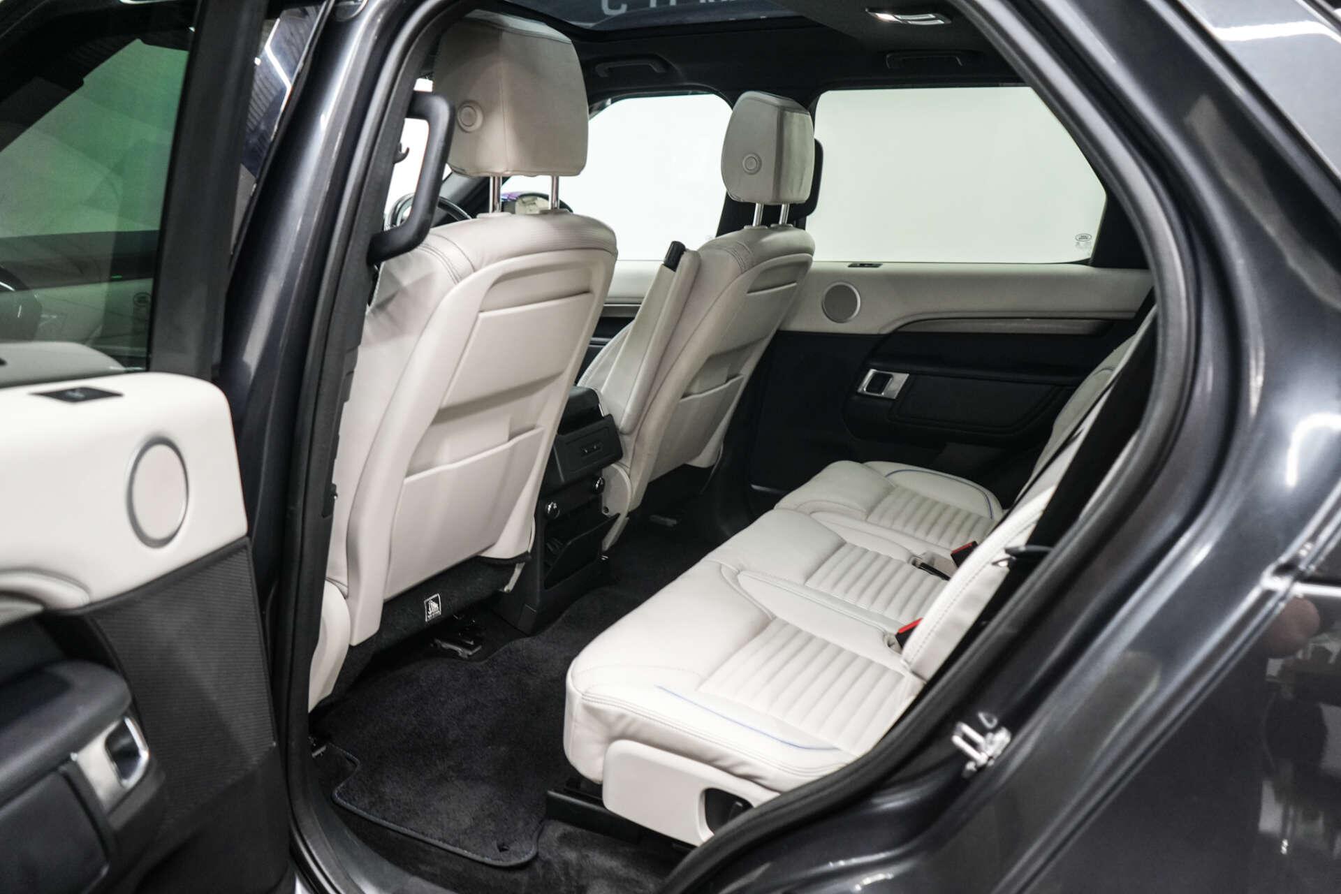 Land Rover Discovery 3 view 19