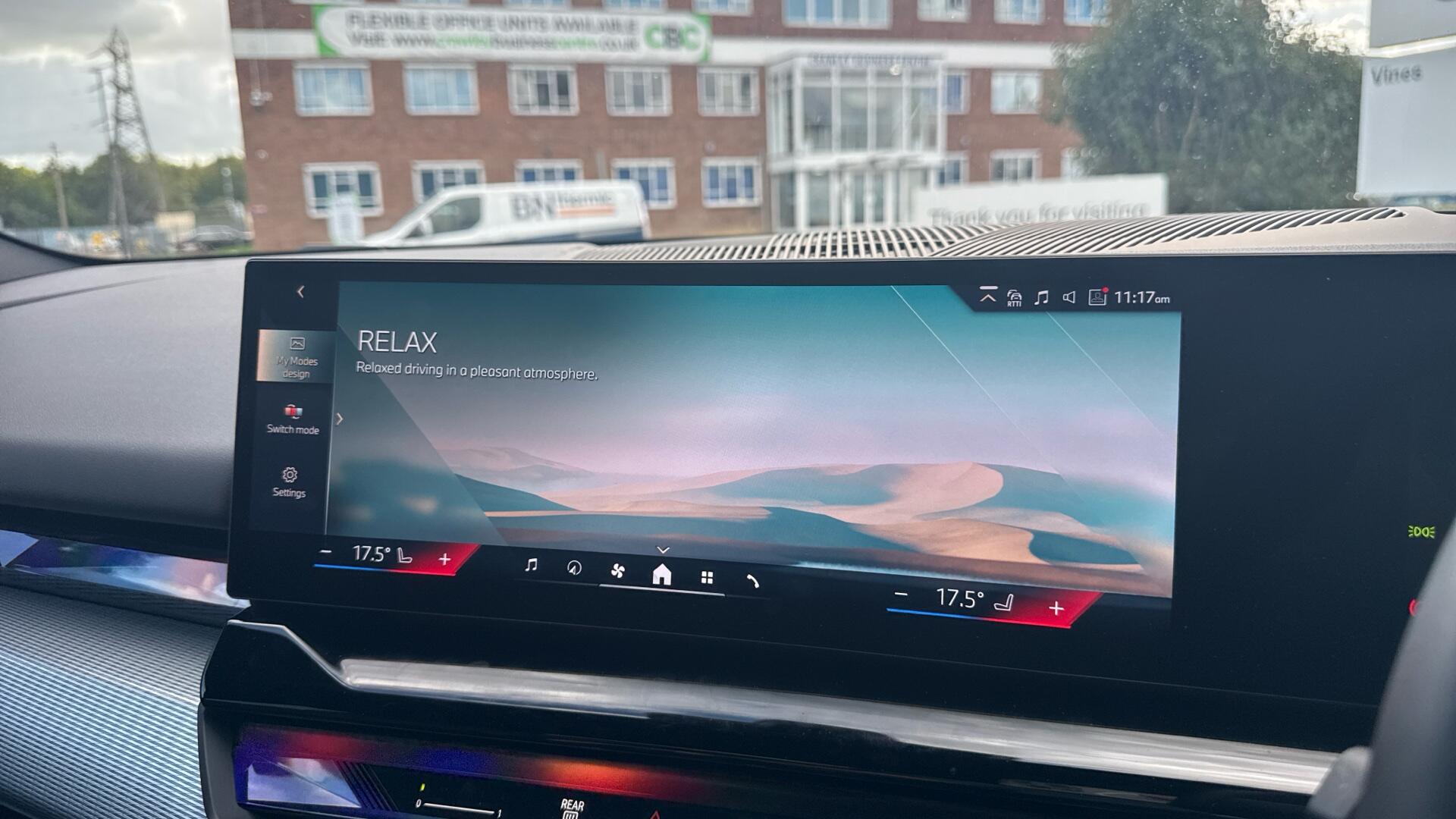 BMW i5 view 58